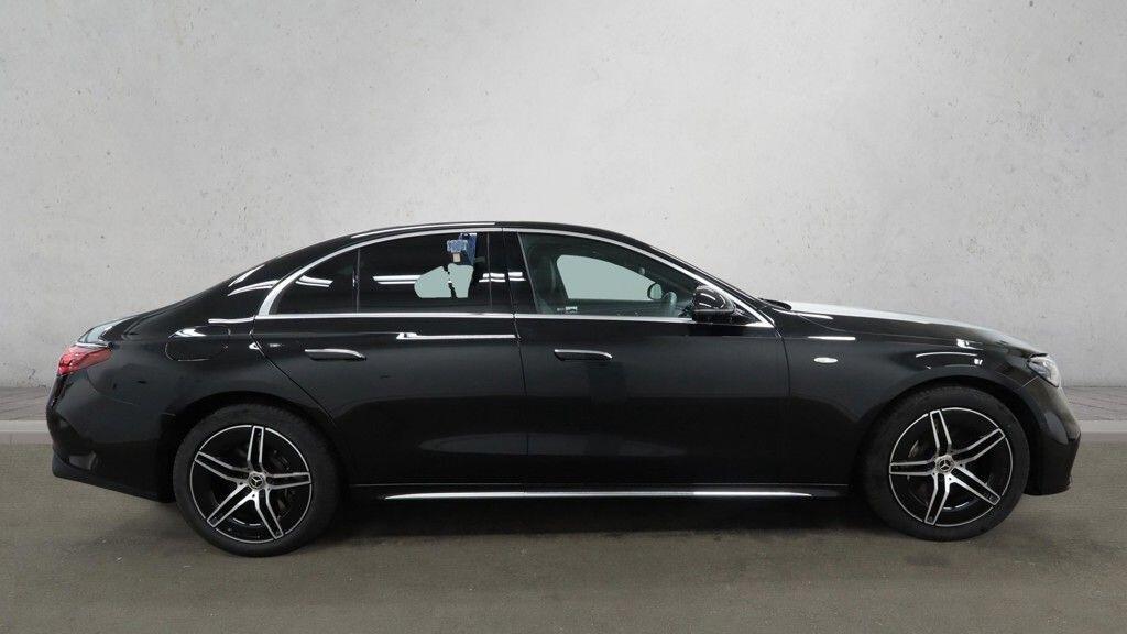 Mercedes-Benz E-Class view 8