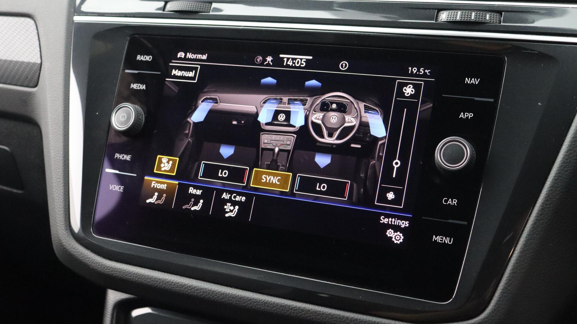 Volkswagen Tiguan view 38