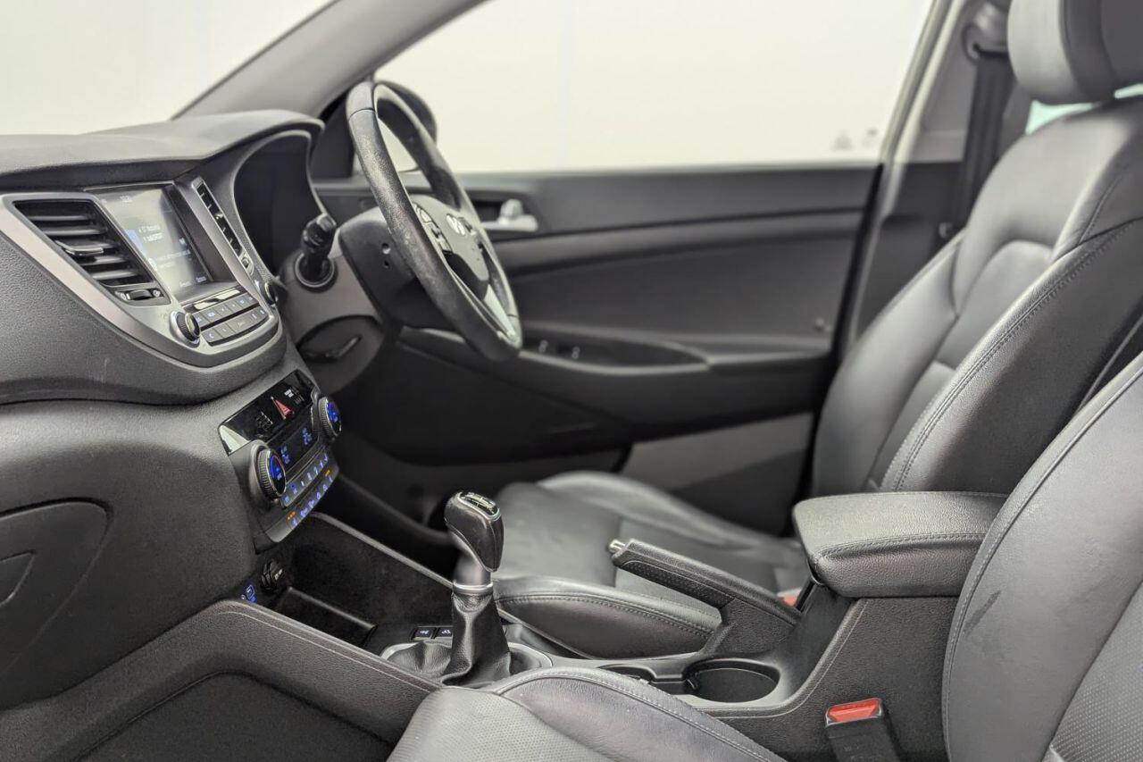 Hyundai Tucson view 21
