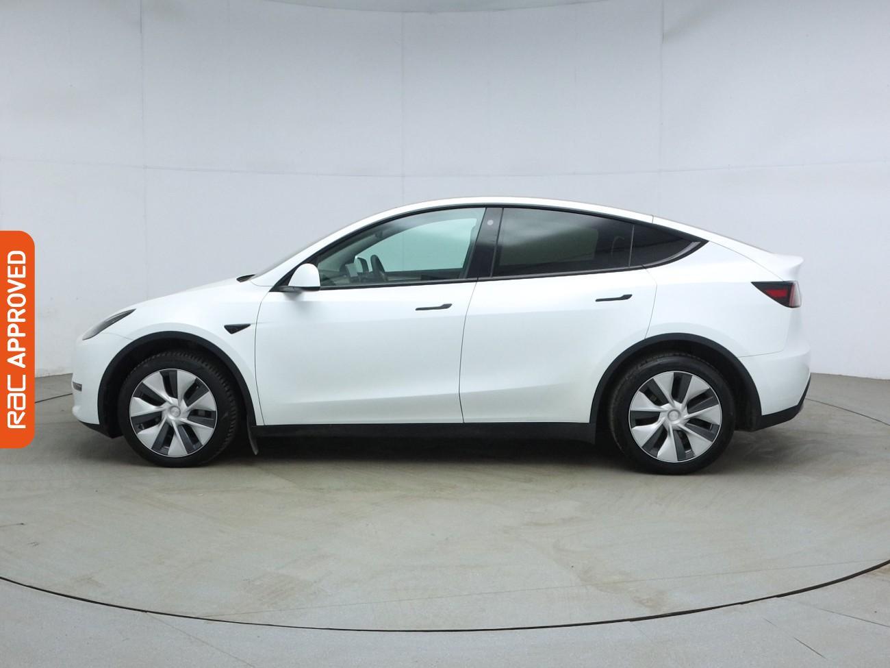 Tesla Model Y view 34