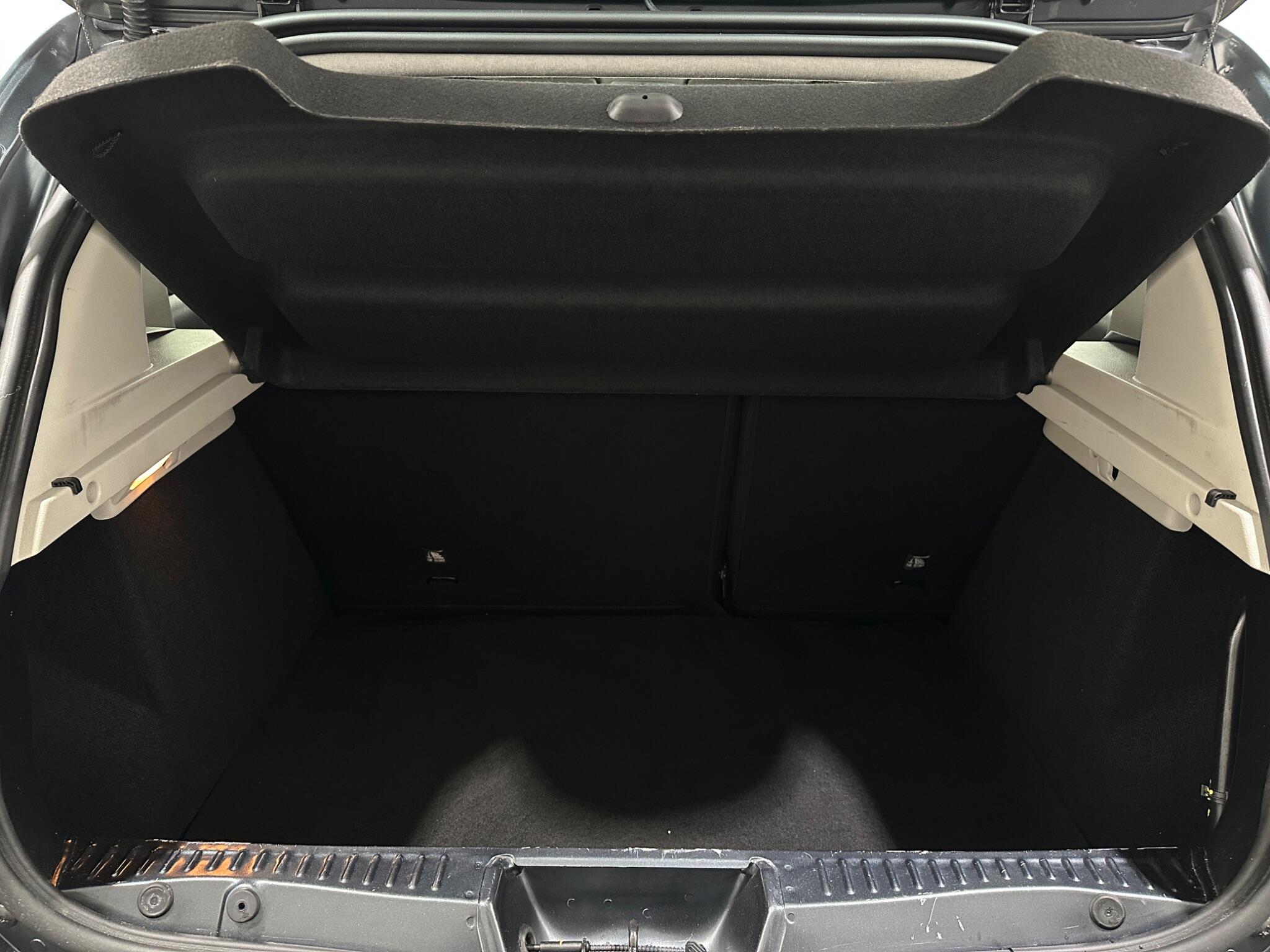 Dacia Sandero Stepway view 45