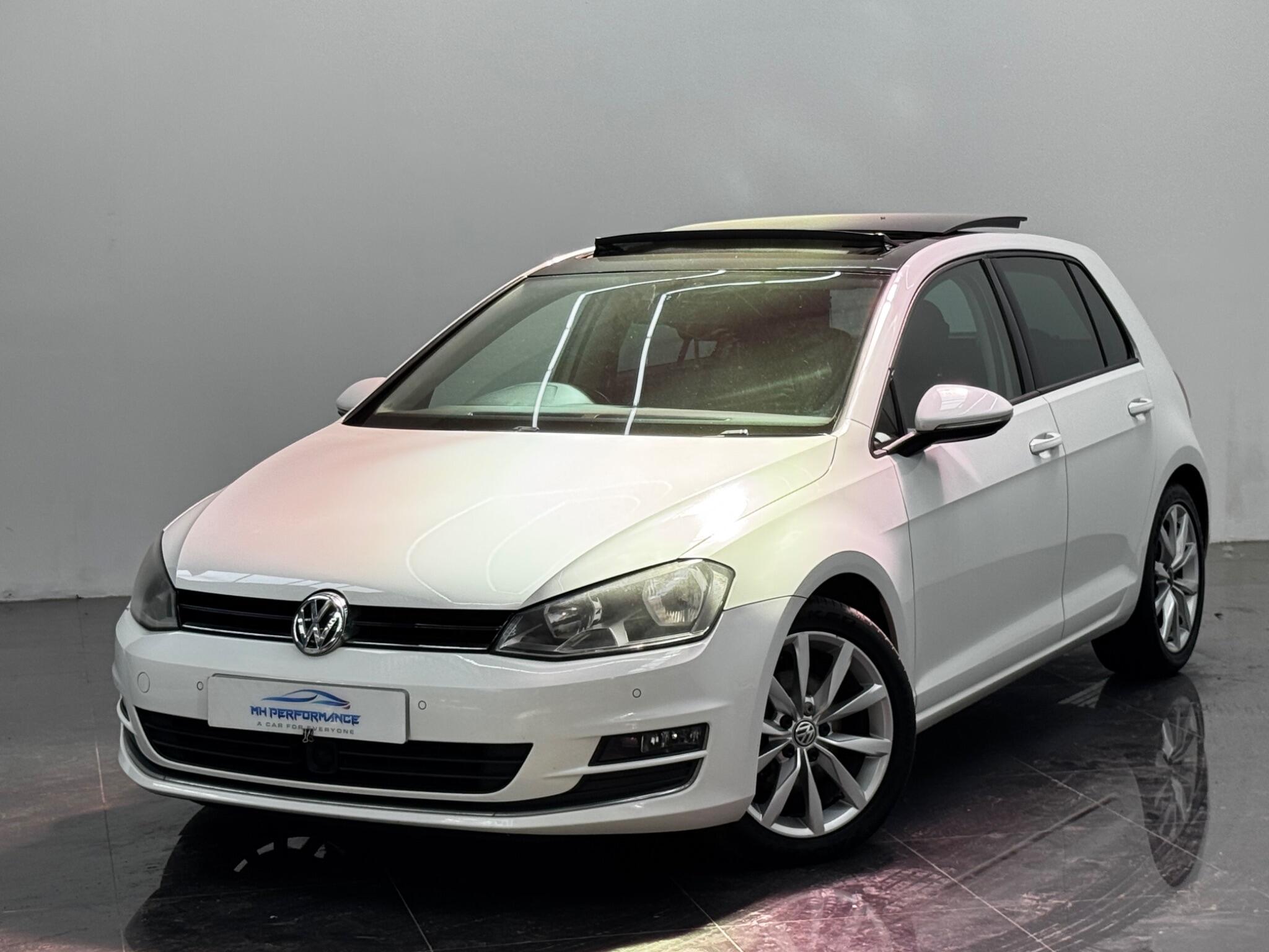 2013 Volkswagen Golf in White for sale