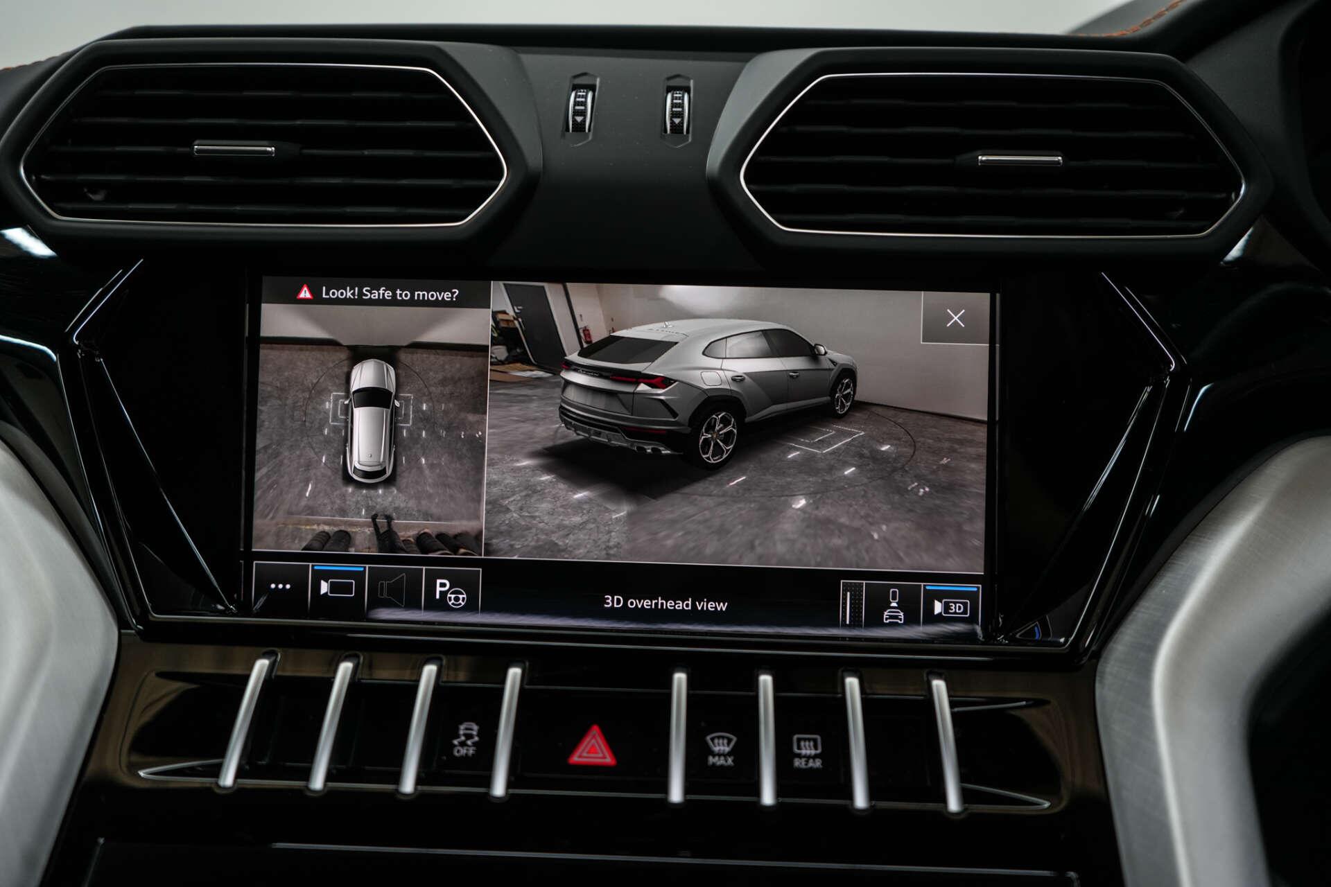 Lamborghini Urus view 53