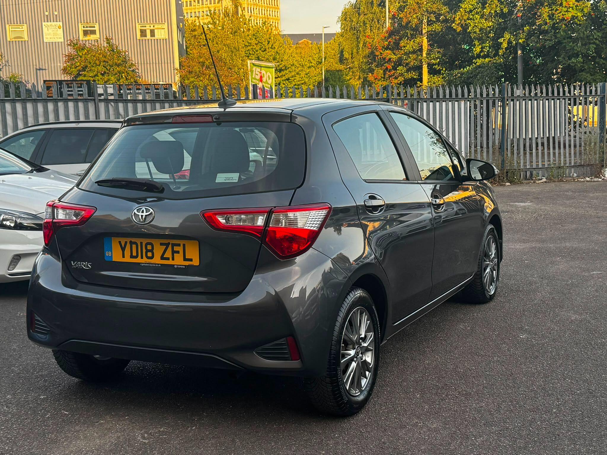 Toyota Yaris view 9