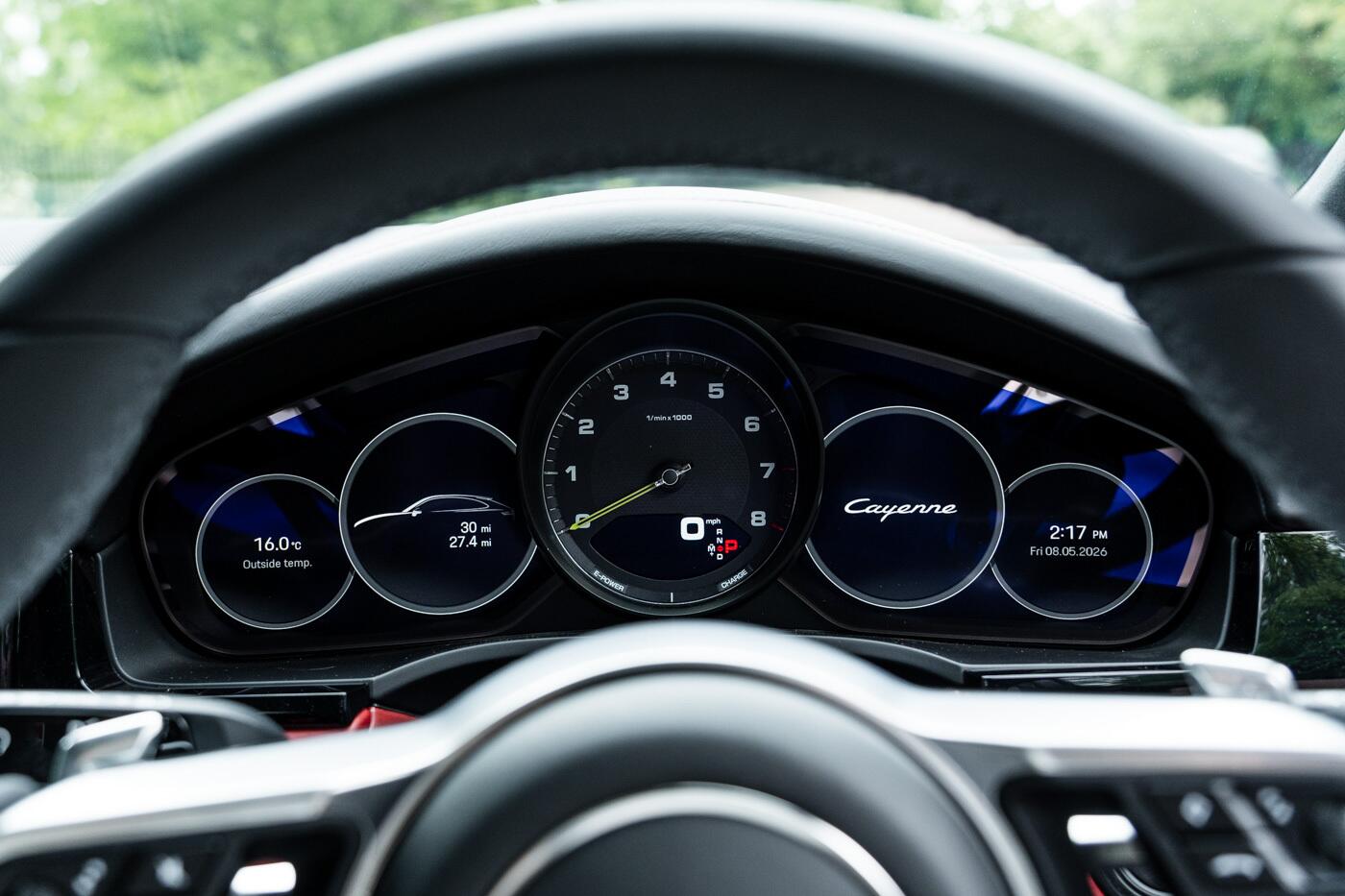Porsche Cayenne view 28