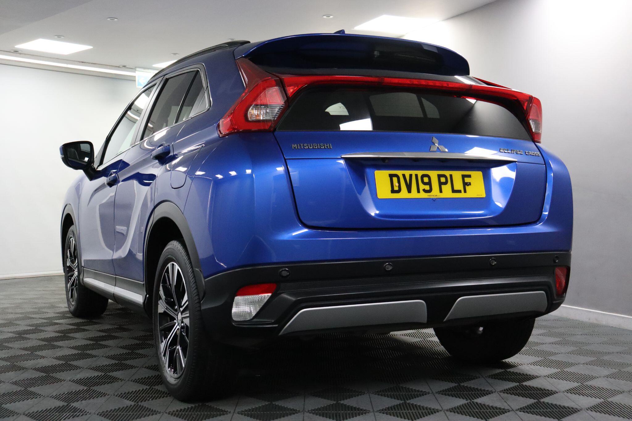 Mitsubishi Eclipse Cross view 31