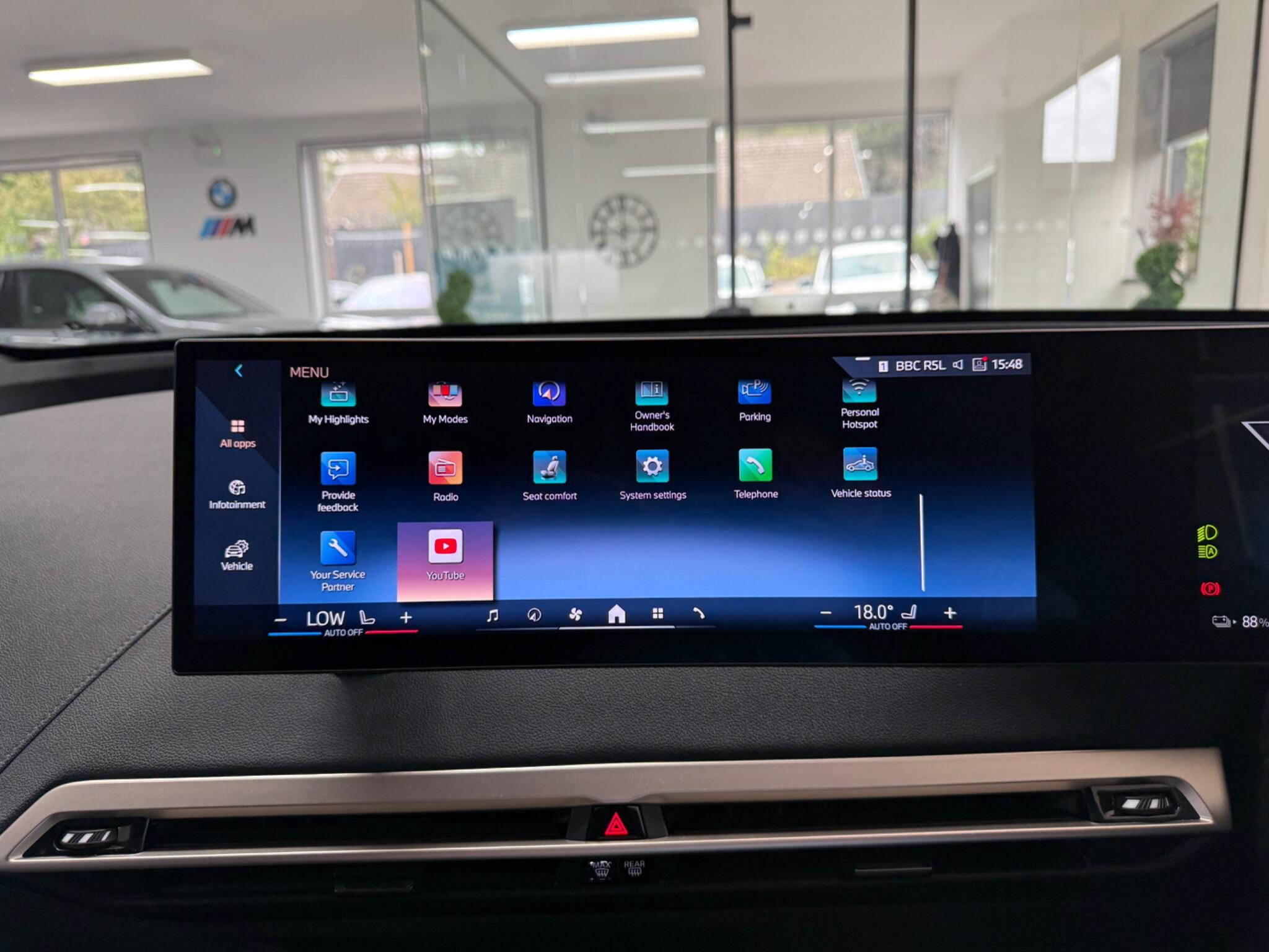 BMW iX view 12