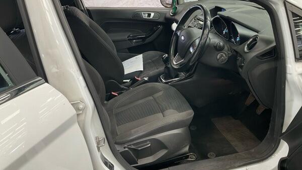 Ford Fiesta view 9