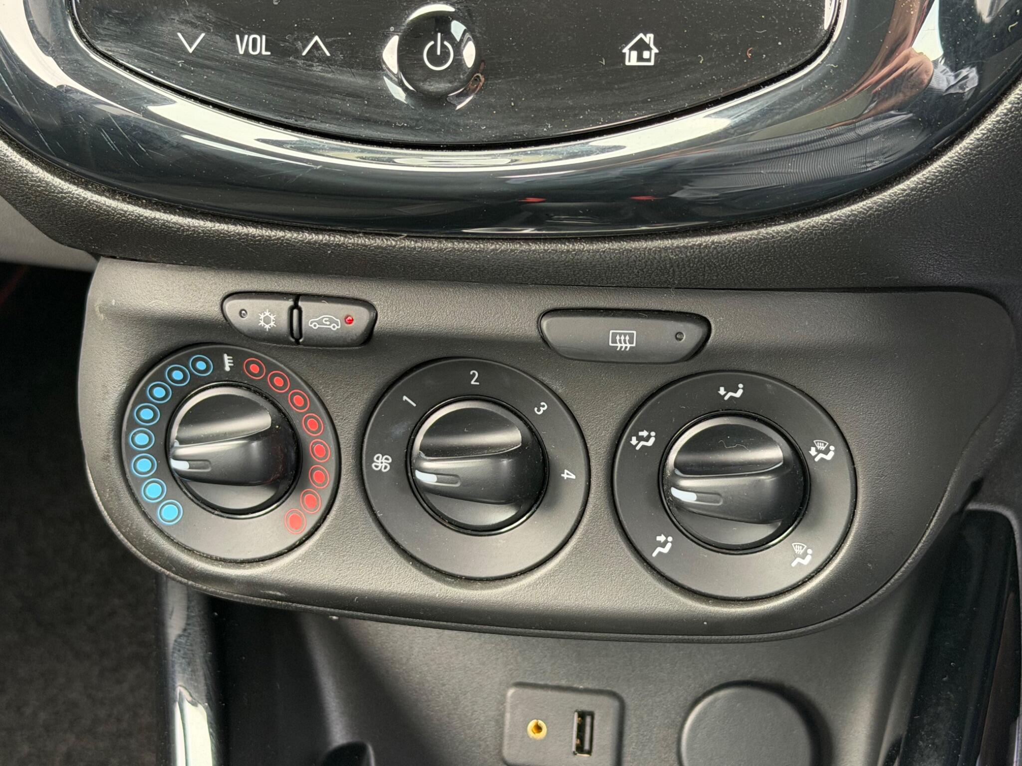 Vauxhall Corsa view 39