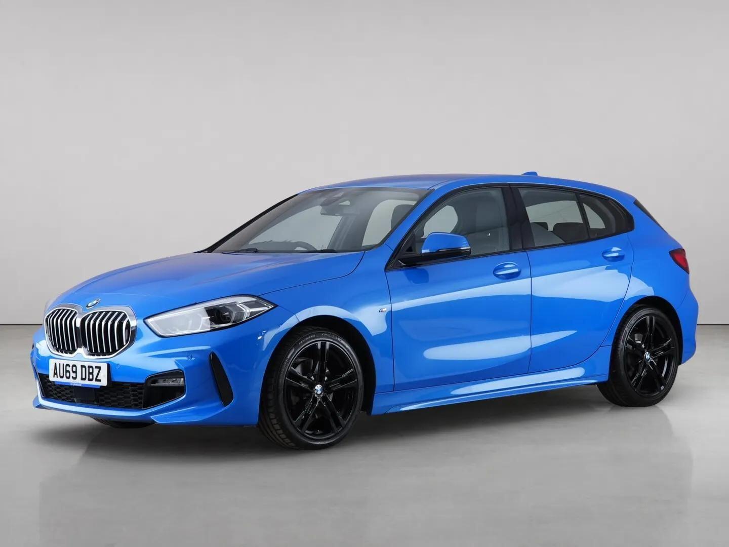 BMW 1 Series view 2