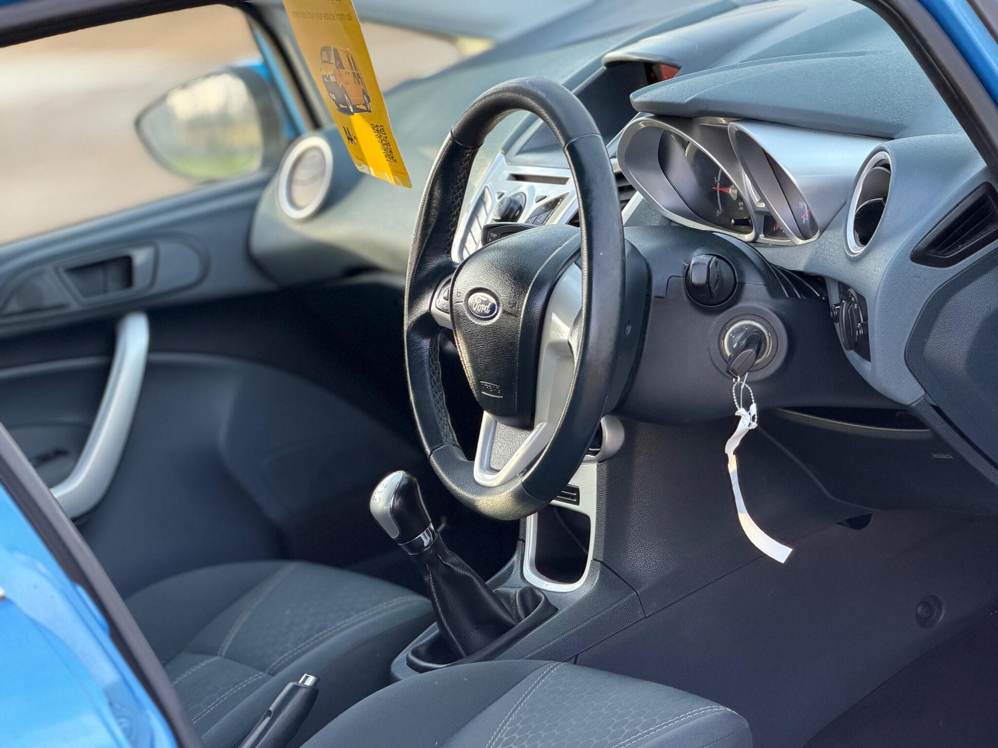 2011 Ford Fiesta 1.4 TDCi DPF Zetec 5dr image 19