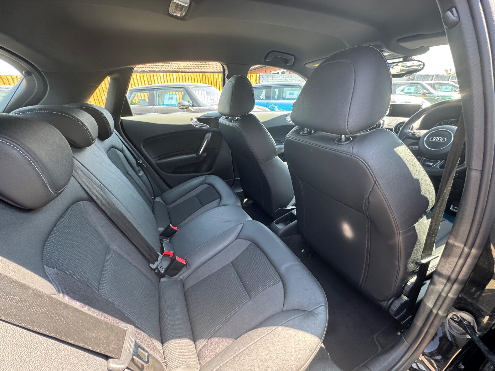 Audi A1 view 39