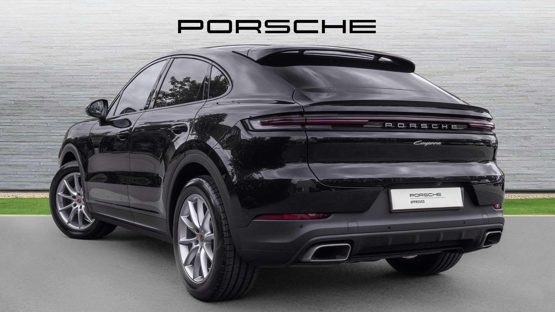 Porsche Cayenne view 4