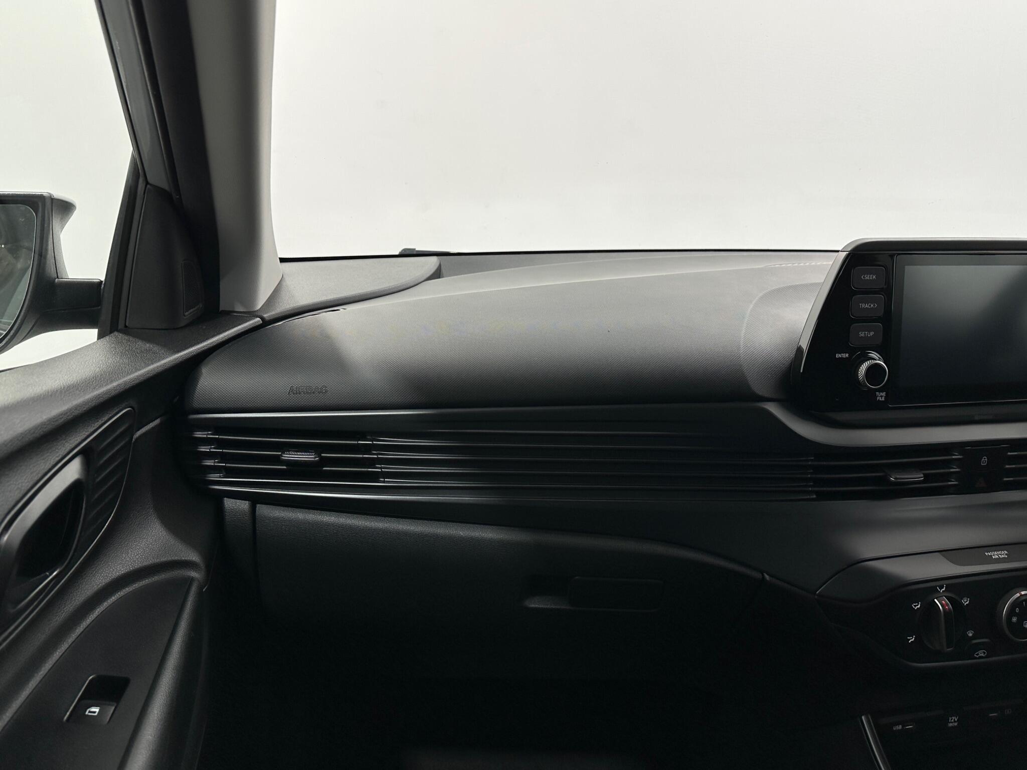 Hyundai i20 view 26