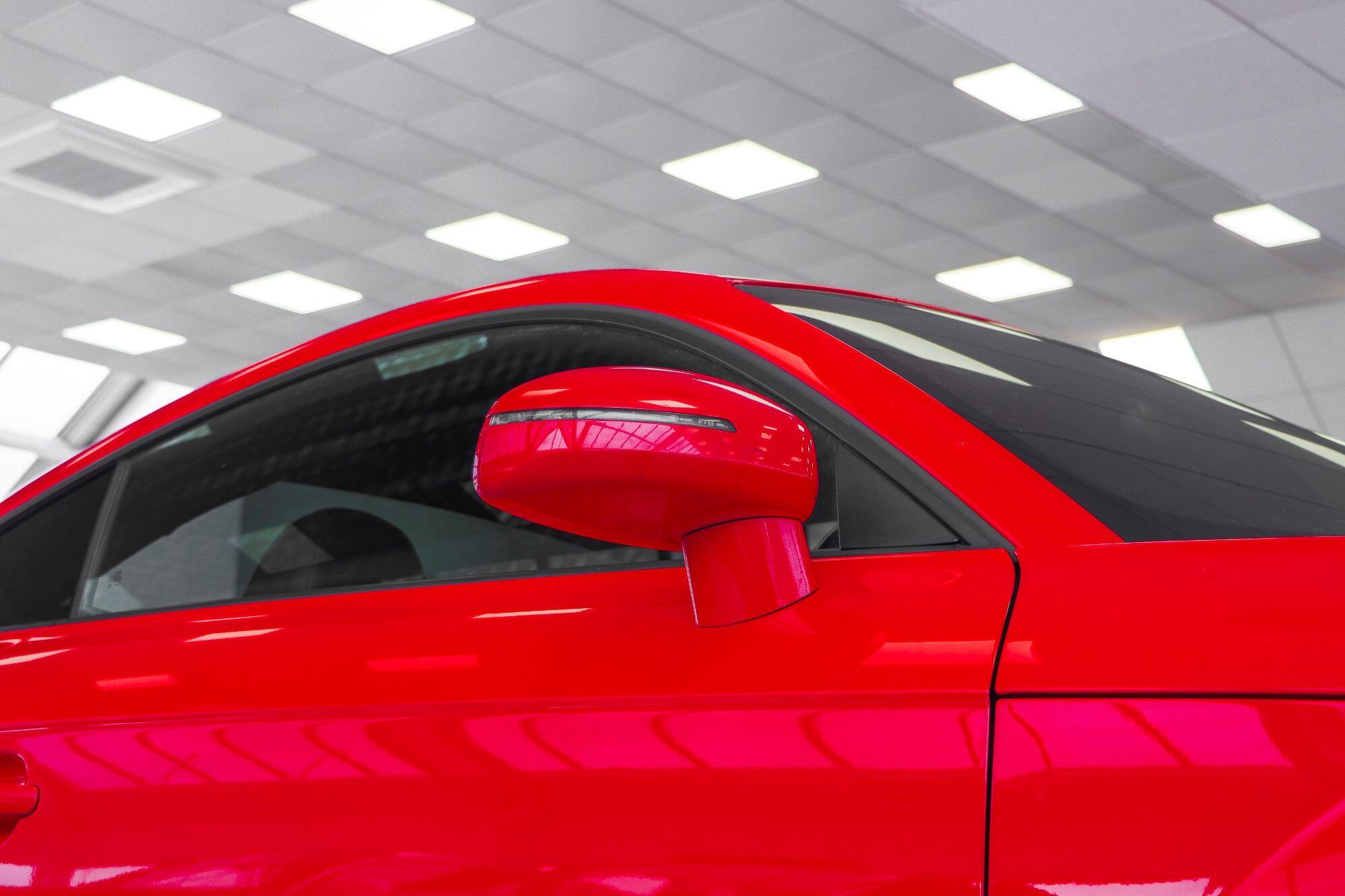 Audi TT view 21