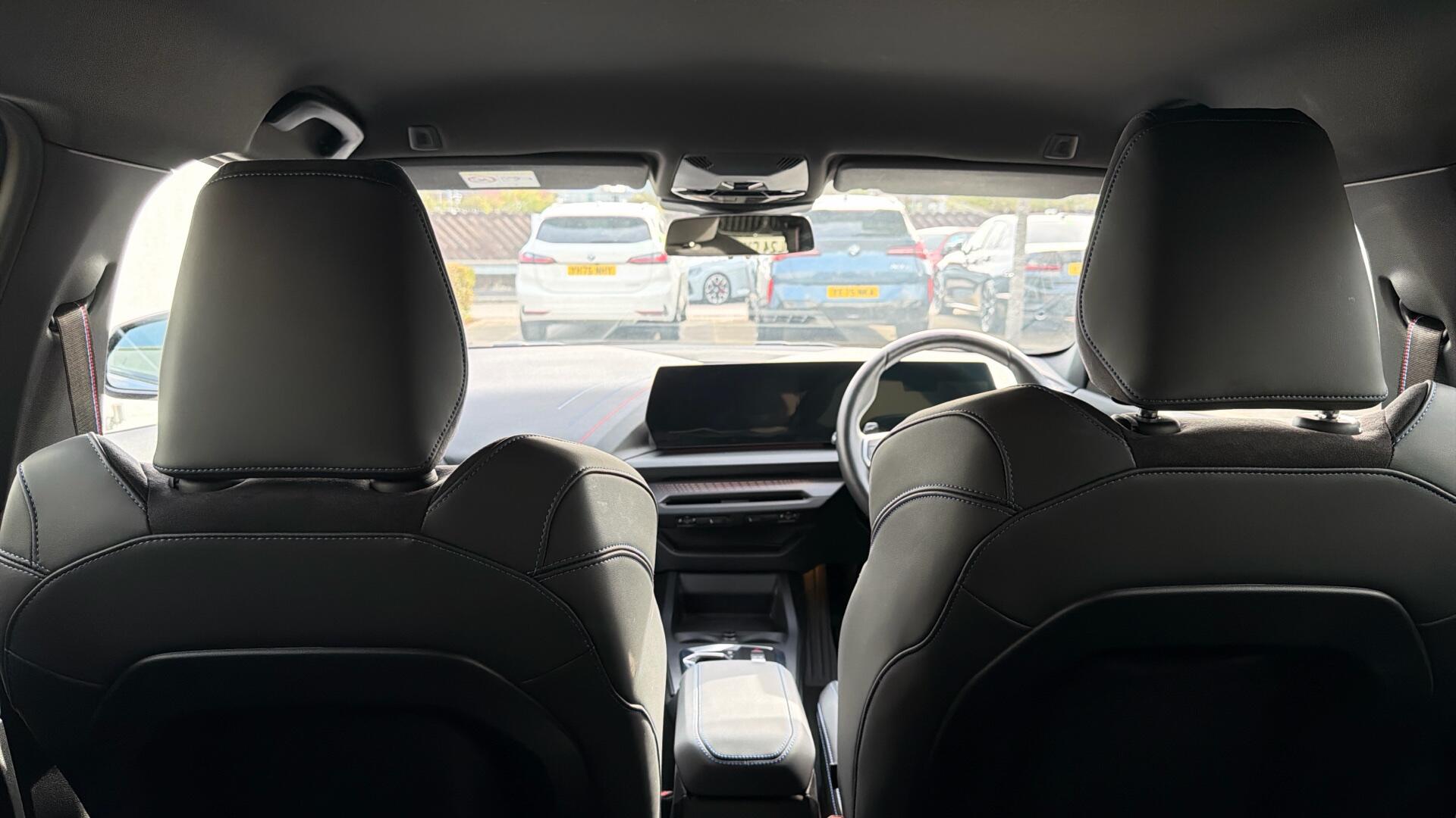 BMW 1 Series view 76