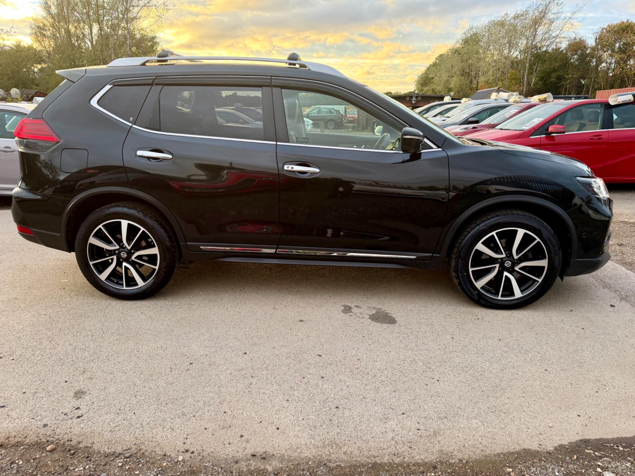 Nissan X-Trail view 19
