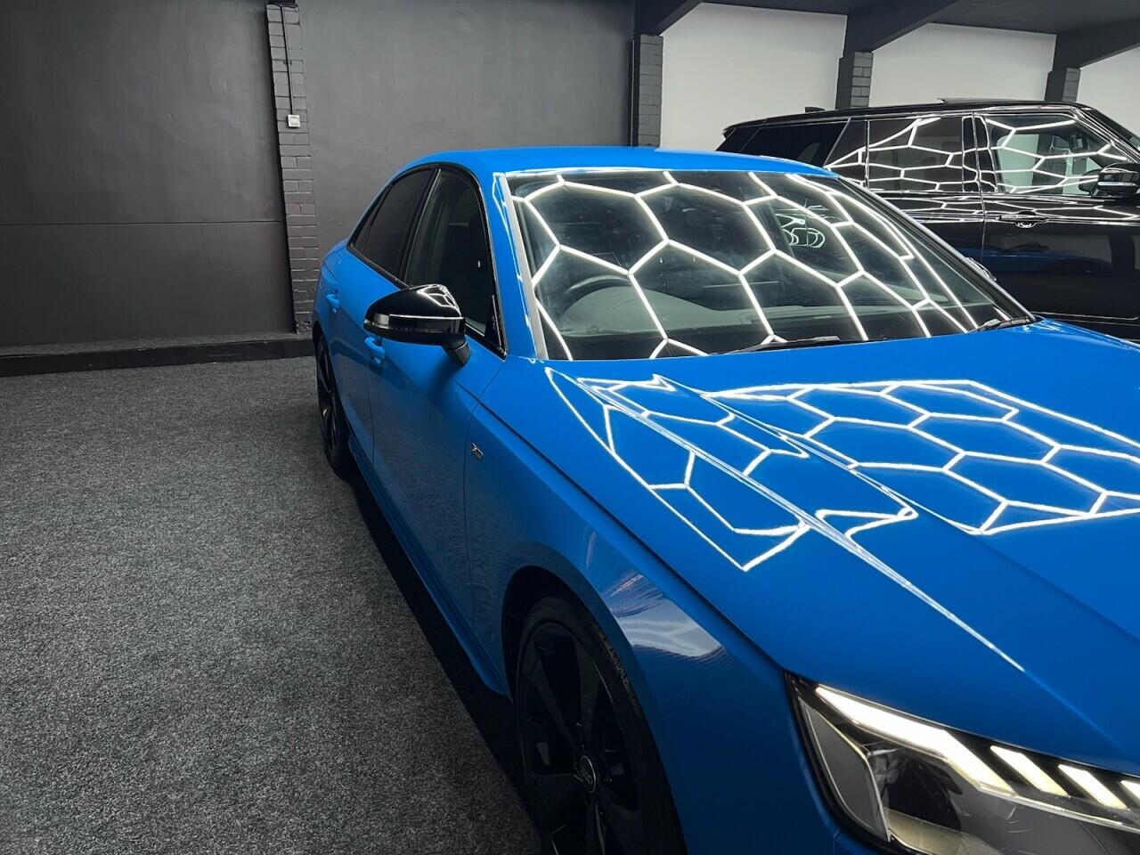 Audi A4 view 17