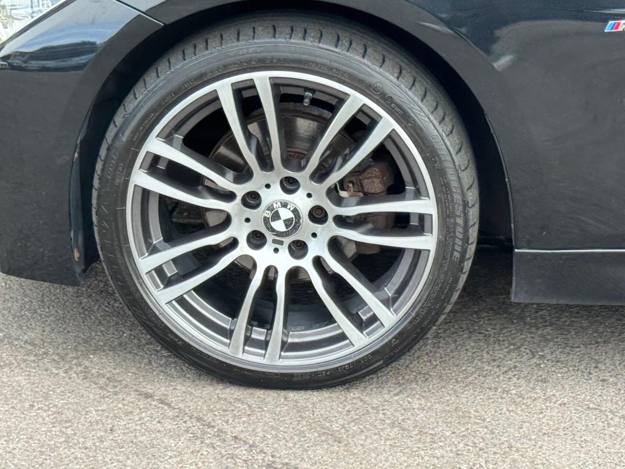 BMW 3 Series view 35