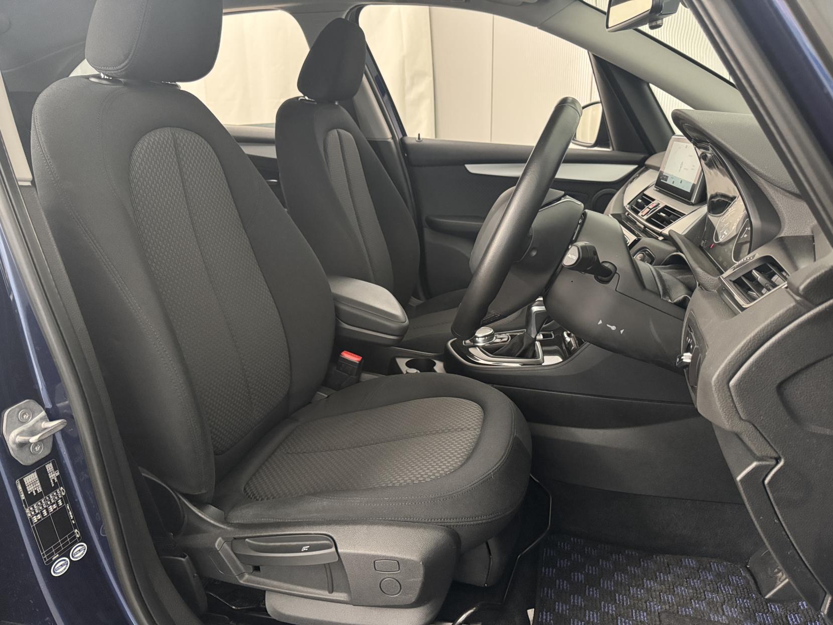 BMW 2 Series Active Tourer view 57