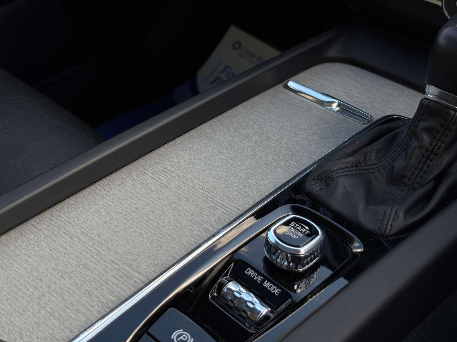 Volvo XC60 view 41