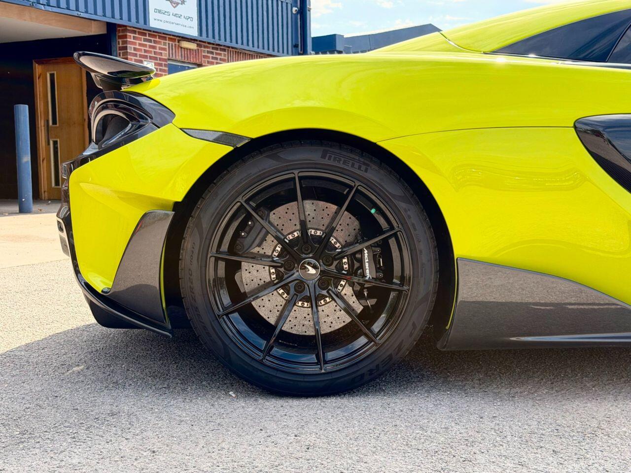 McLaren 600LT view 22
