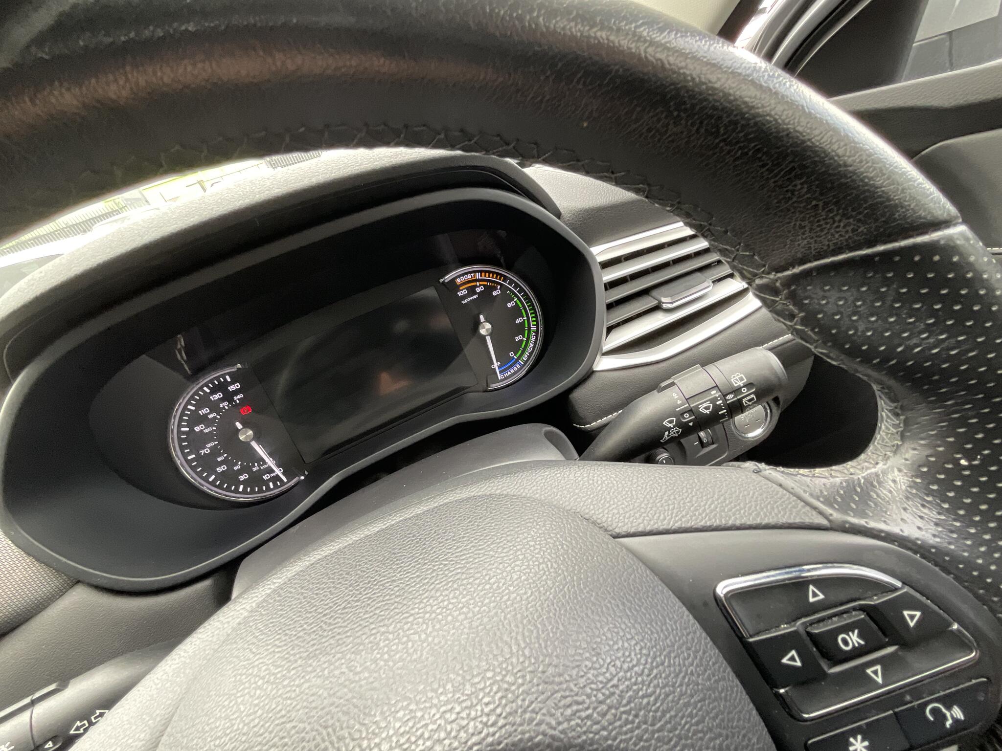 MG MG5 view 23