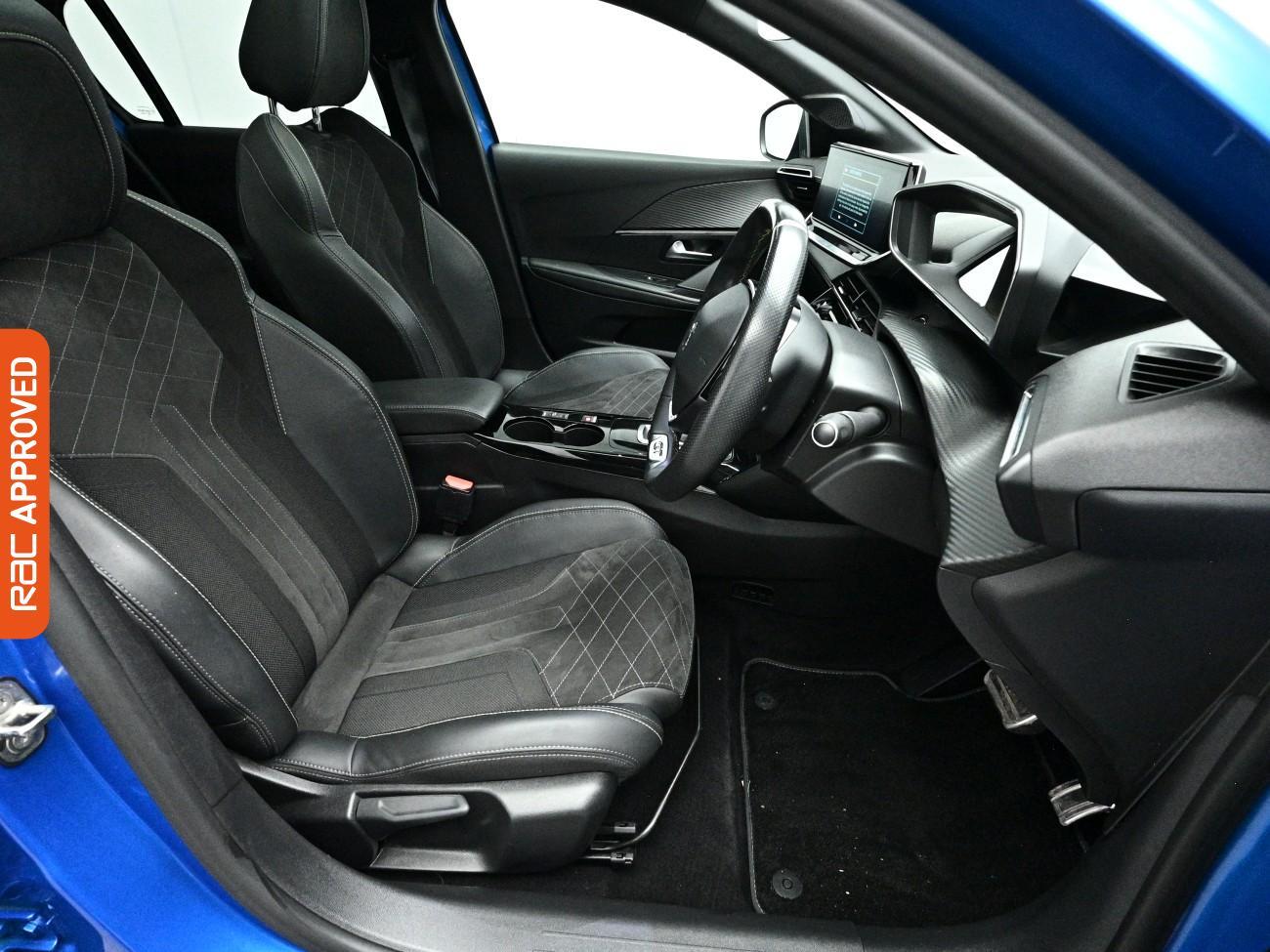 Peugeot E-208 view 12