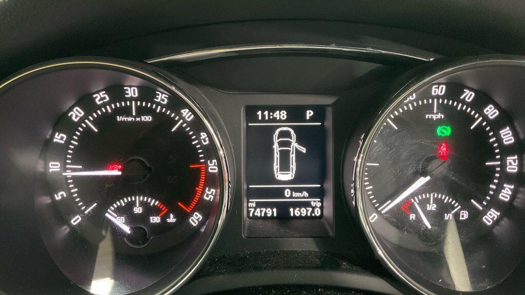 Skoda Superb view 19