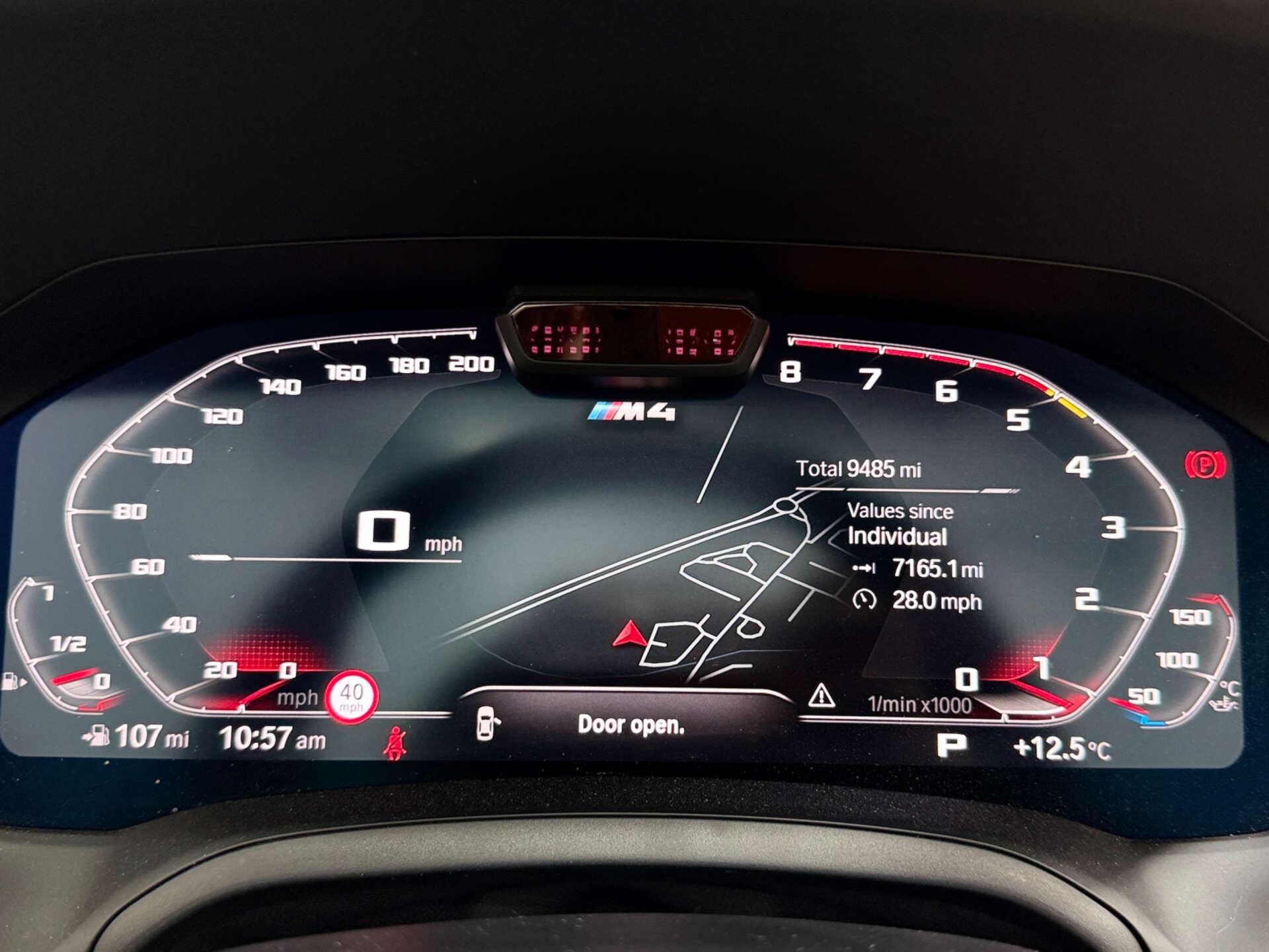 BMW M4 view 24