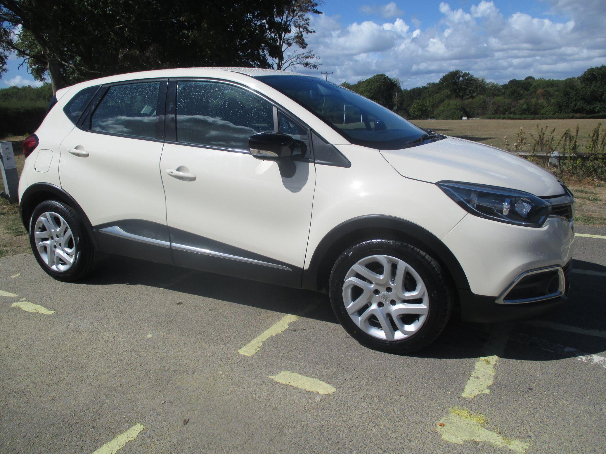 Renault Captur view 5
