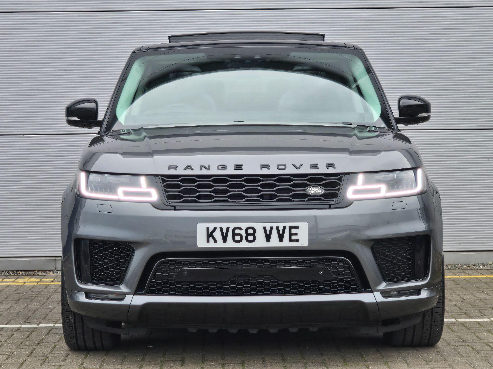 Land Rover Range Rover Sport view 2