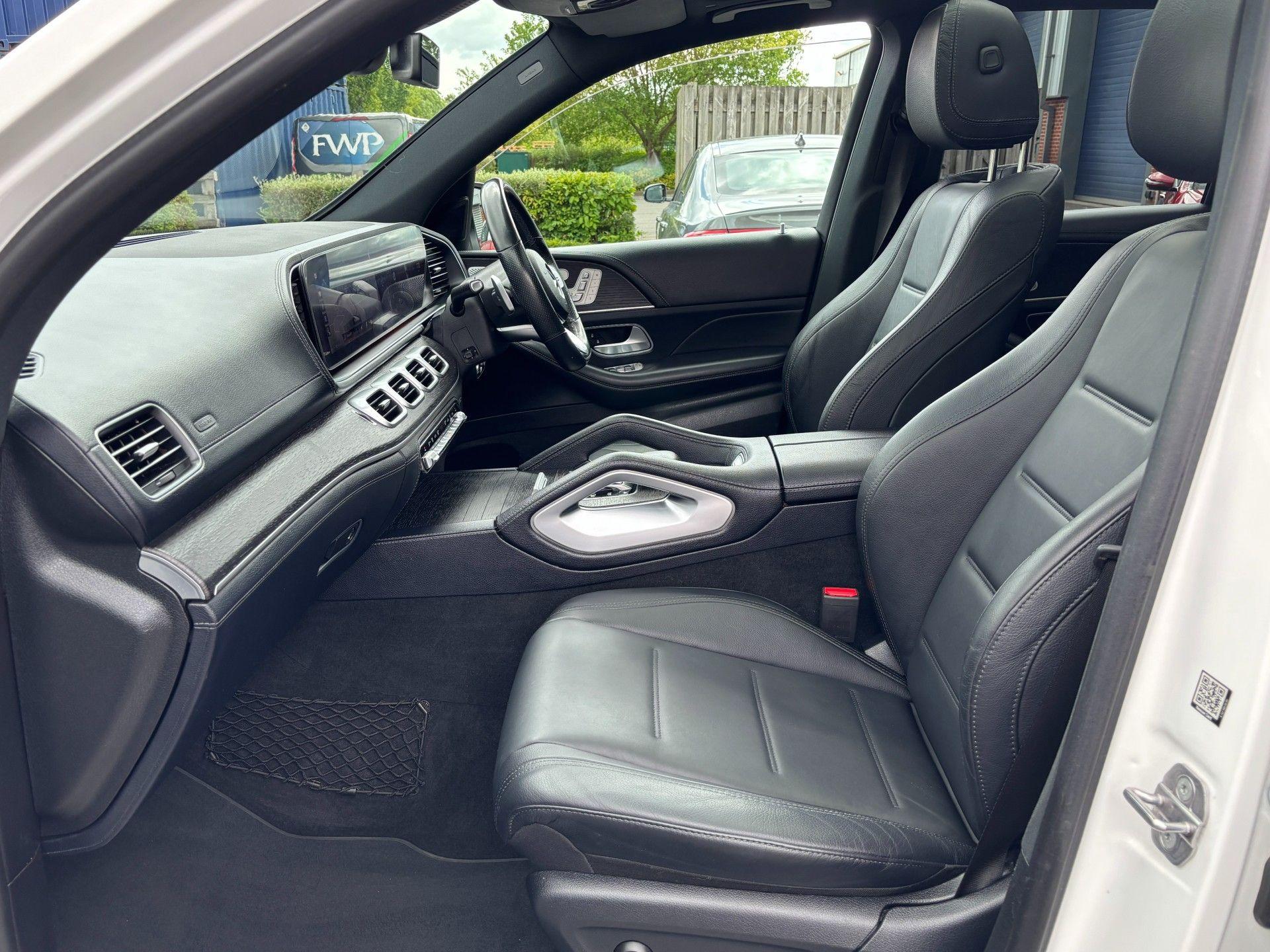 Mercedes-Benz Gle view 31