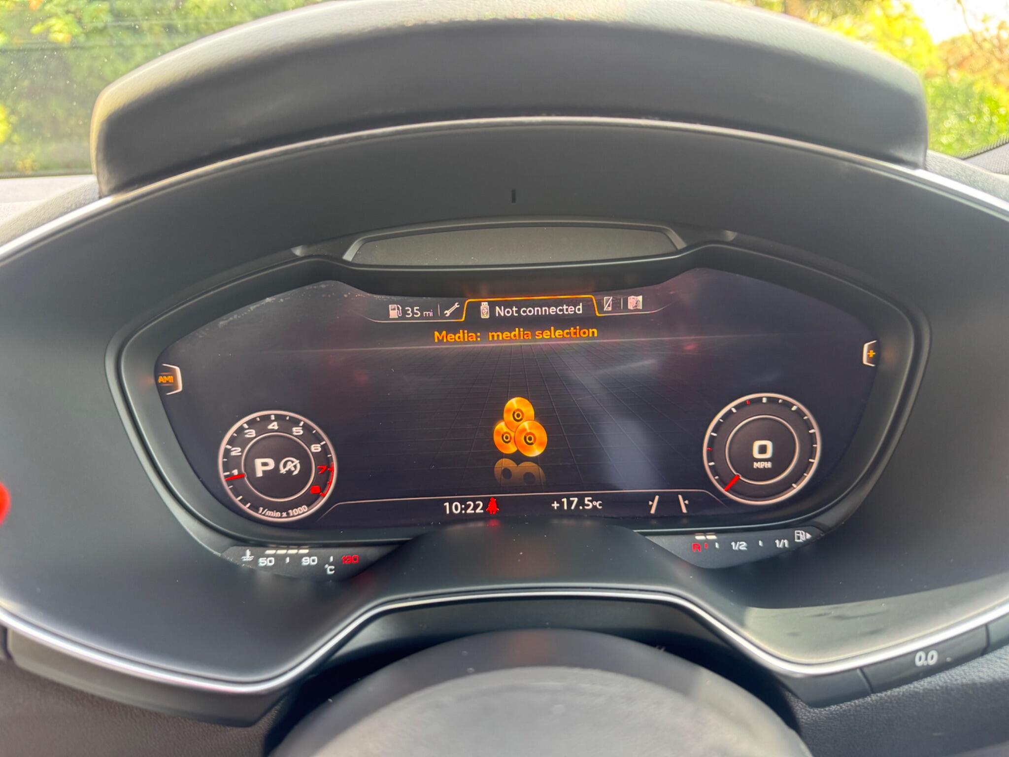 Audi TT view 44