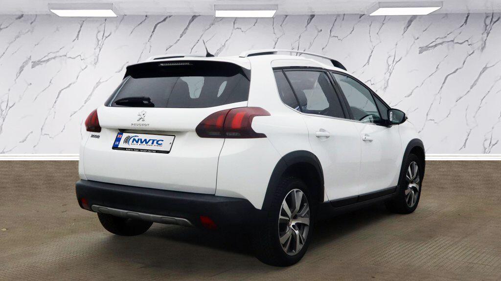 Peugeot 2008 view 7