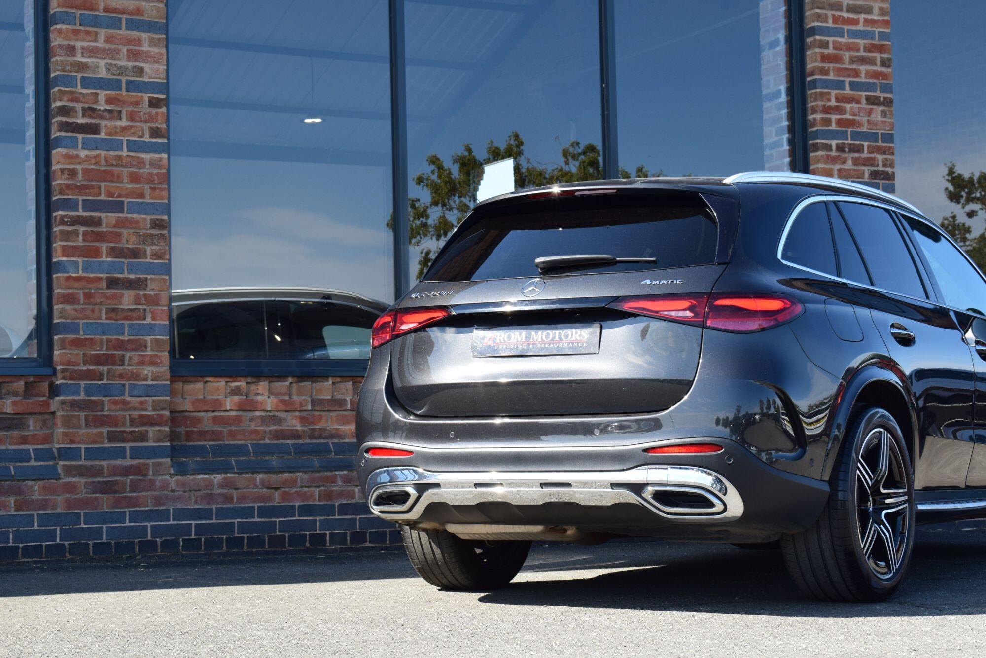 Mercedes-Benz GLC view 45