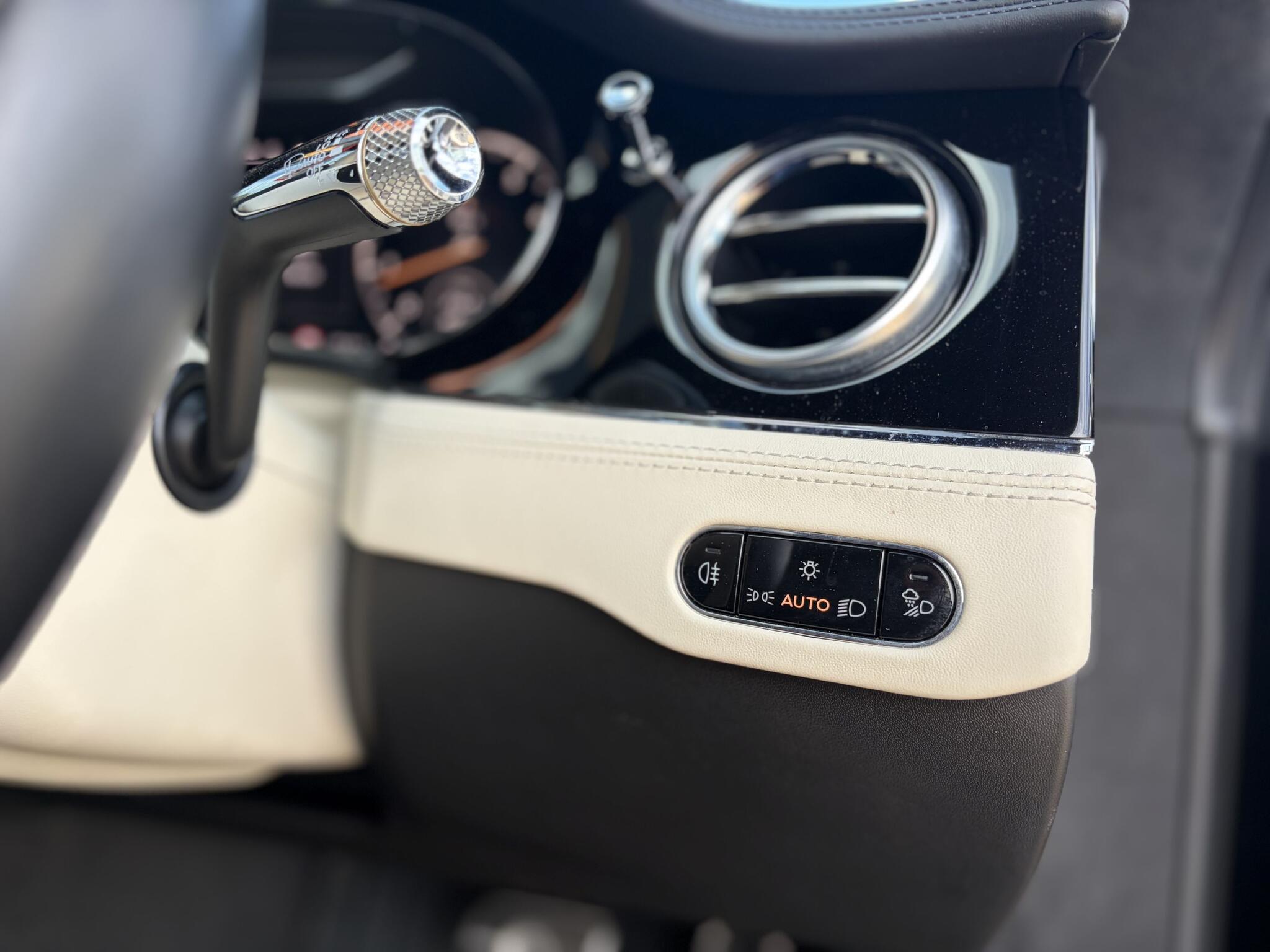 Bentley Continental view 29