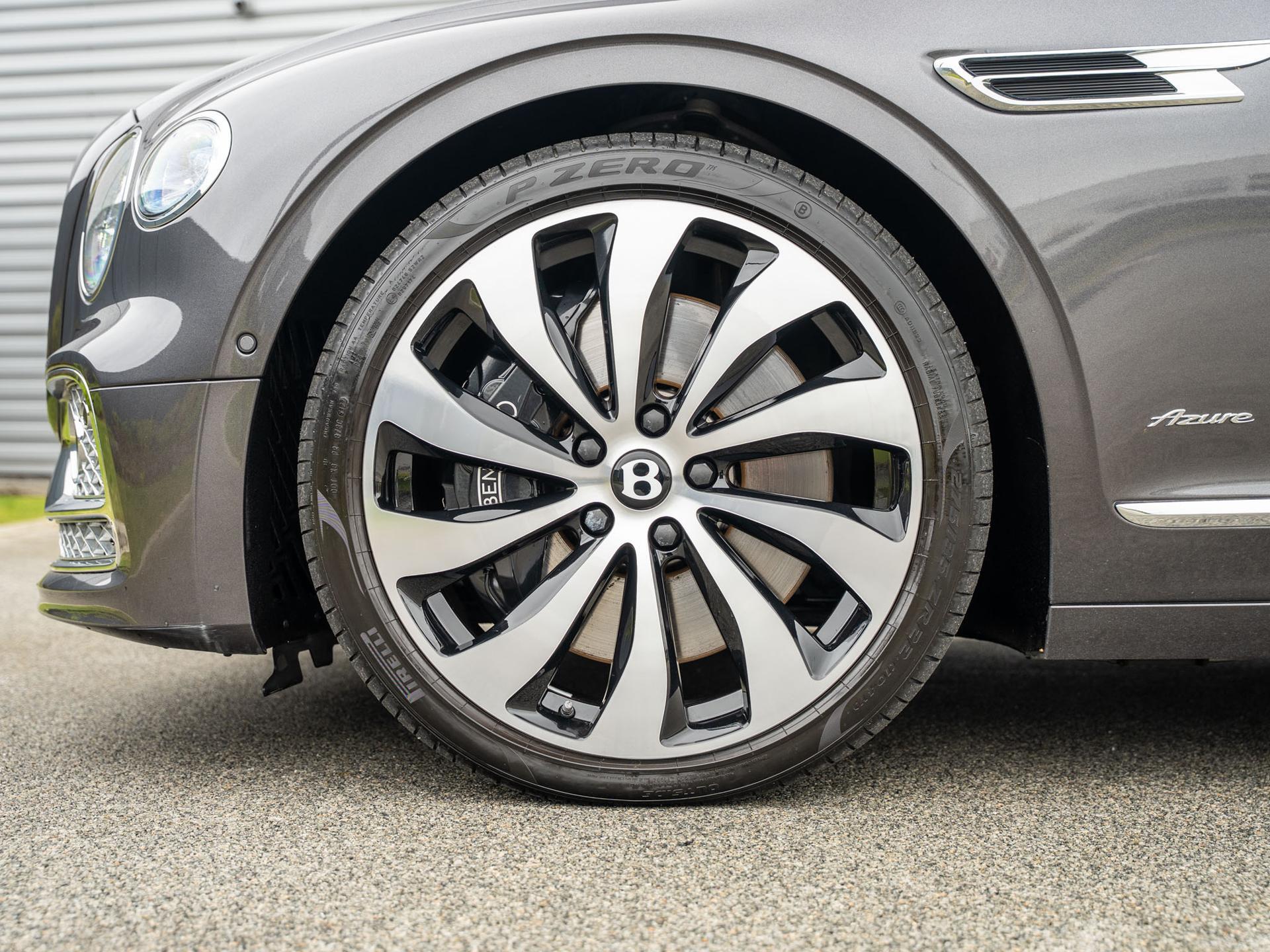 Bentley Flying Spur view 6