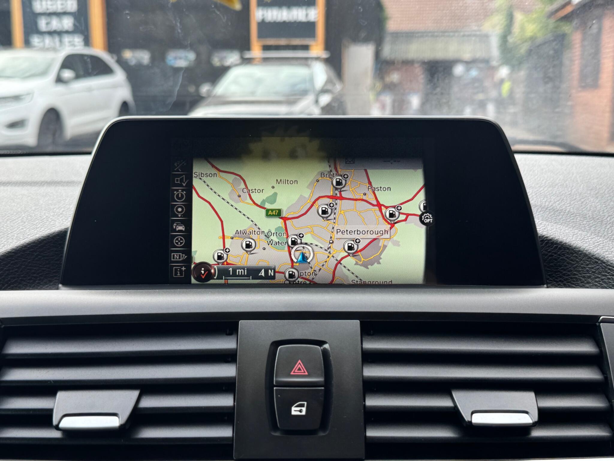 BMW 2 Series view 26