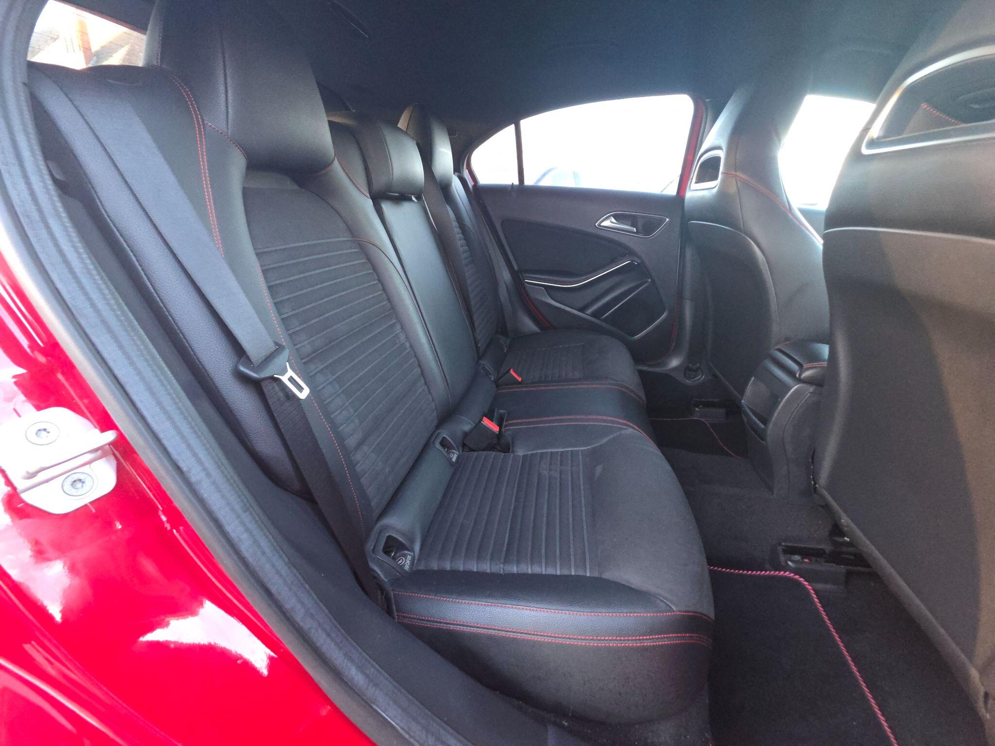 2015 Mercedes-Benz A Class image 19