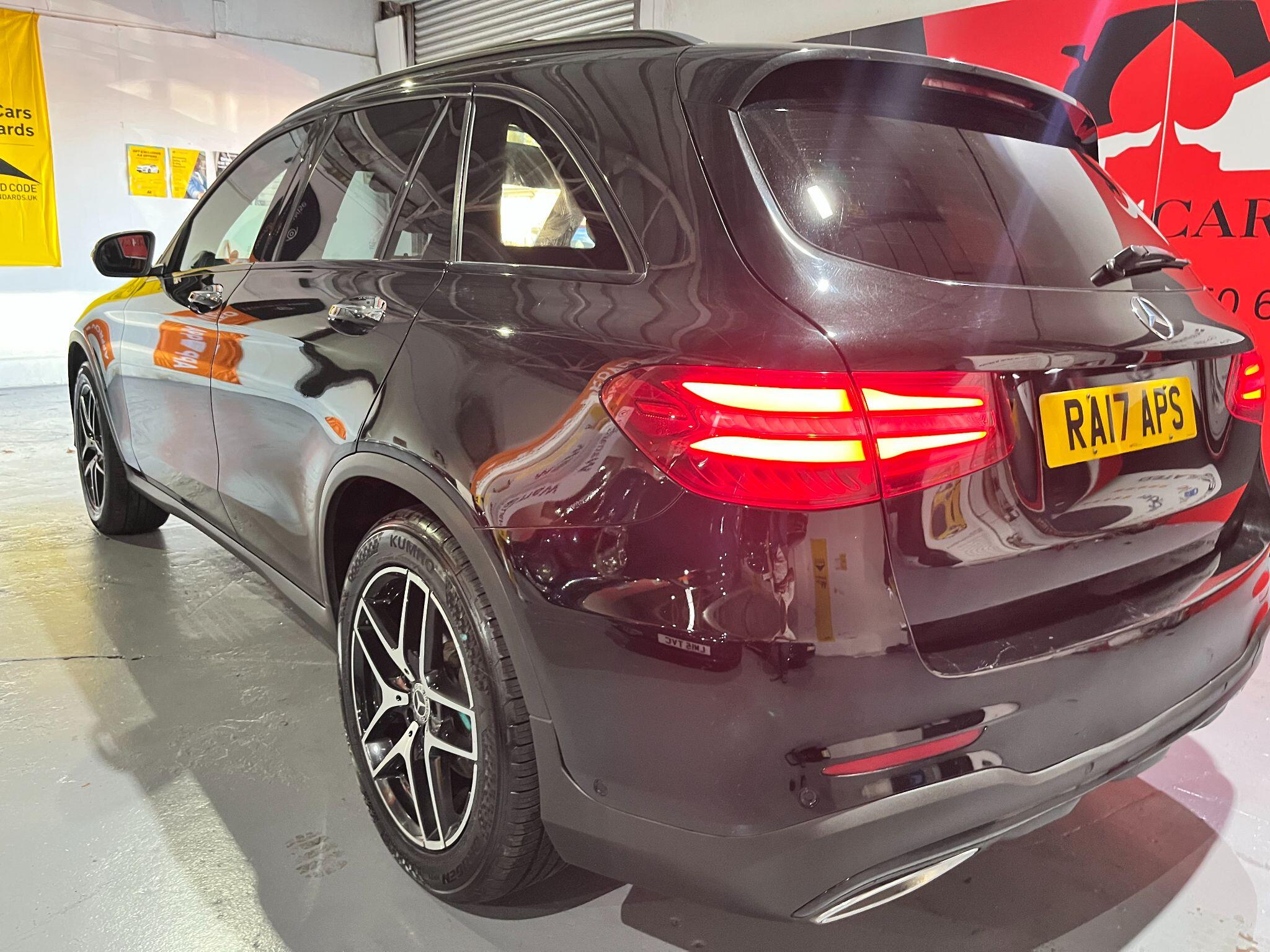 Mercedes-Benz GLC view 9