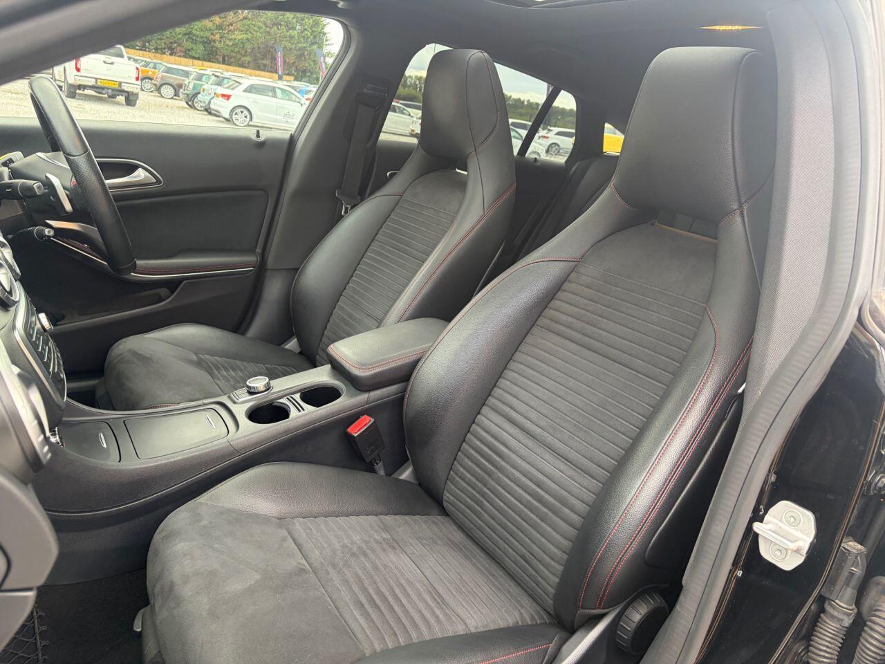 Mercedes-Benz Cla view 22