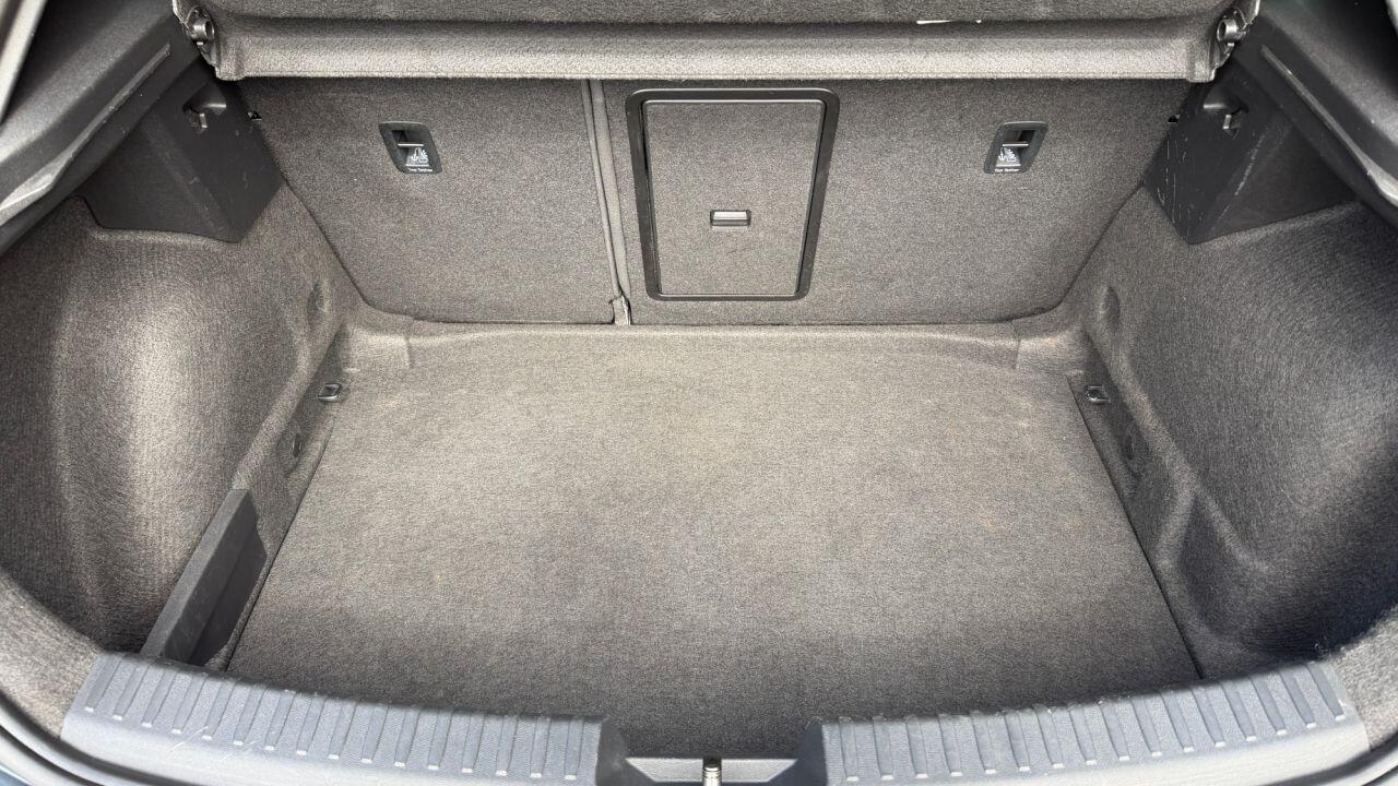 SEAT Leon view 33