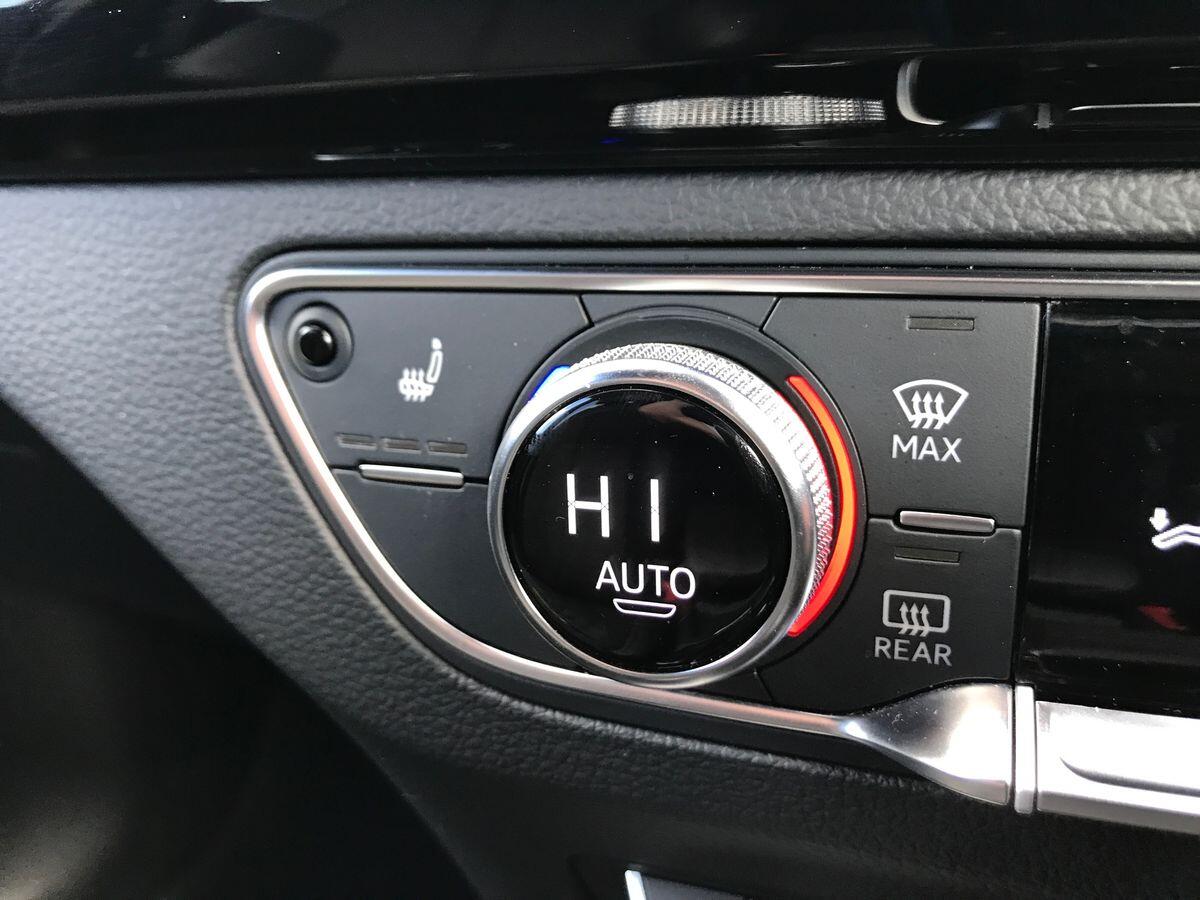 Audi Q5 view 17