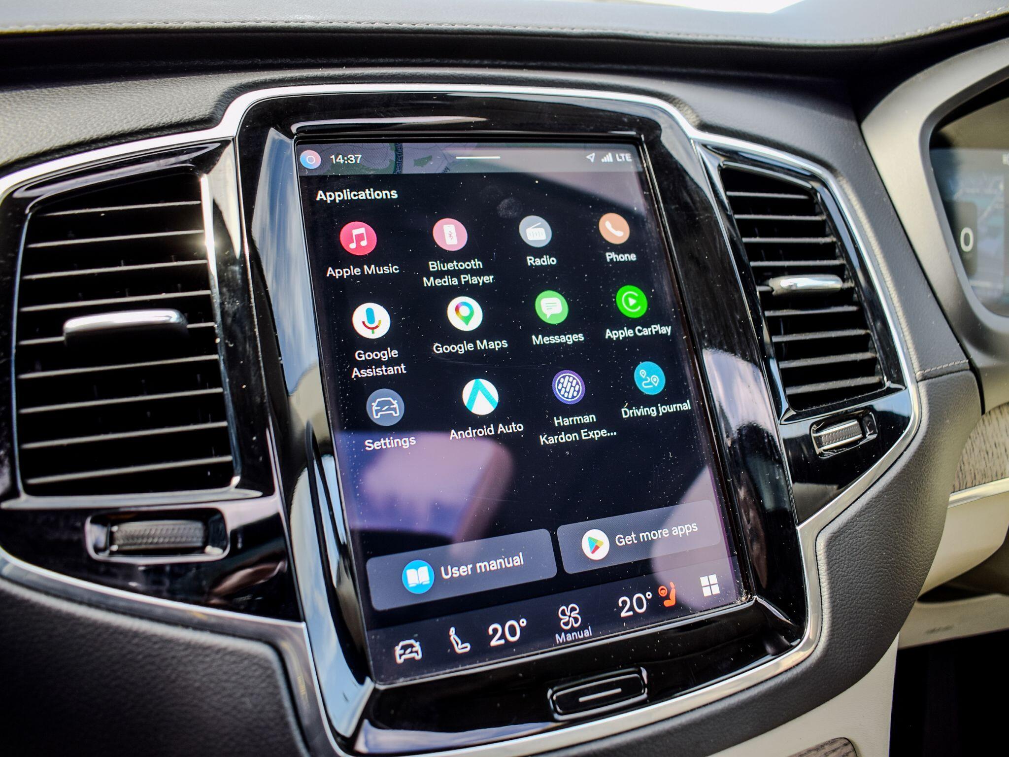 Volvo XC90 view 20