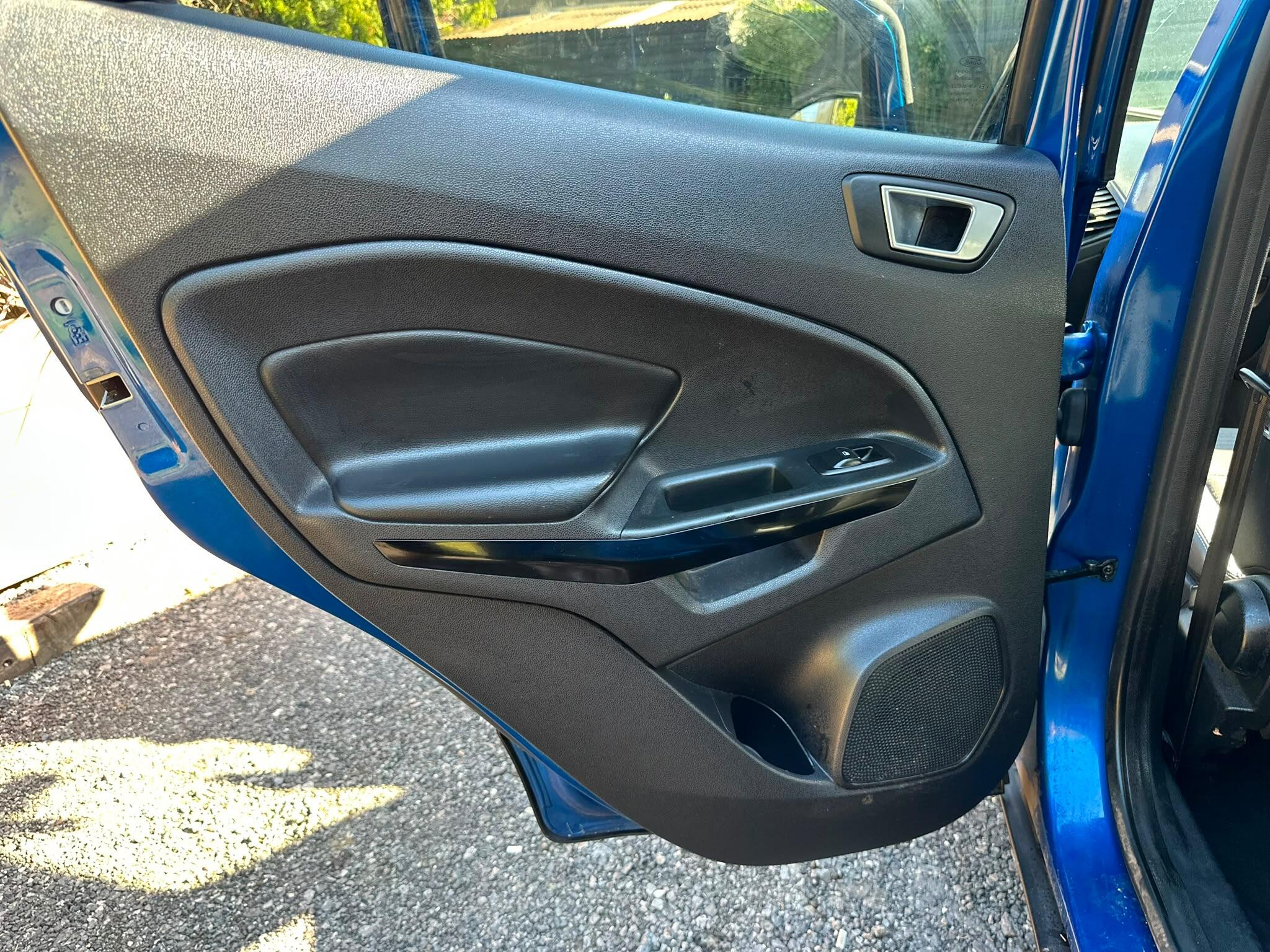 Ford Ecosport view 34