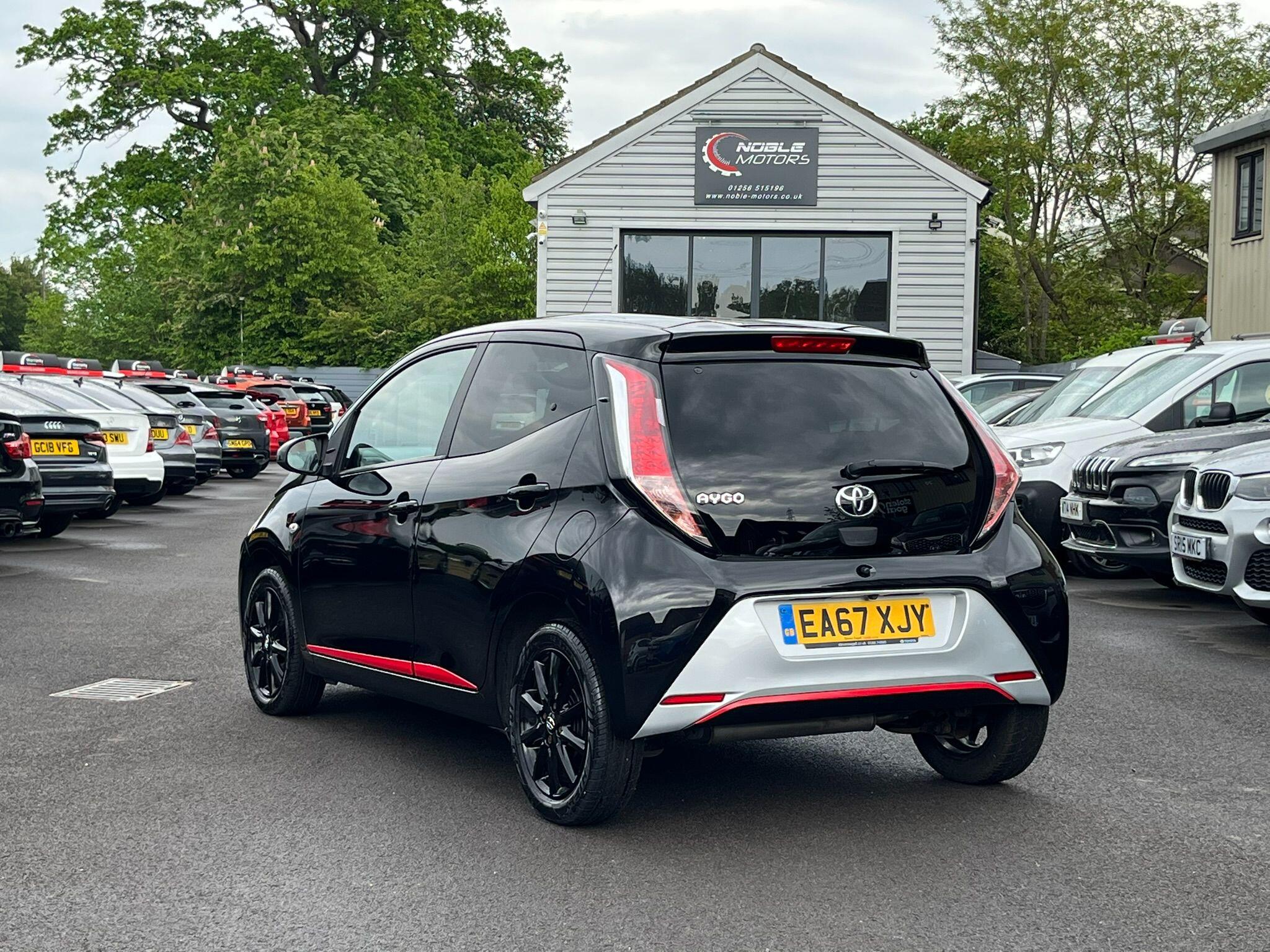 Toyota Aygo view 5