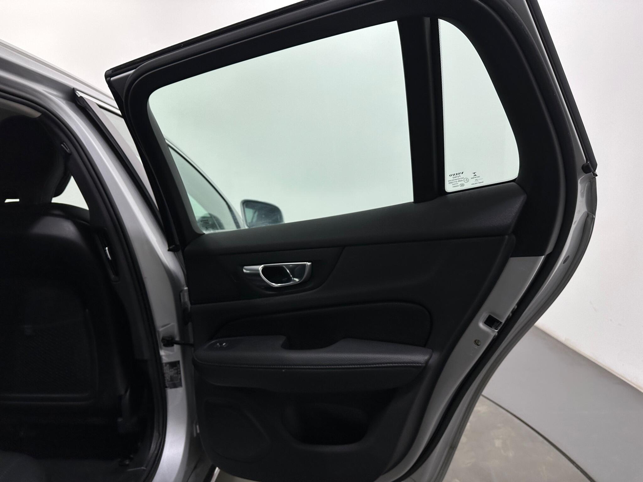 Volvo V60 view 42
