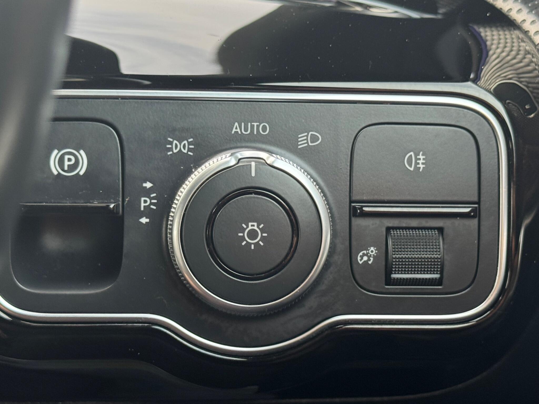 Mercedes-Benz A Class view 15