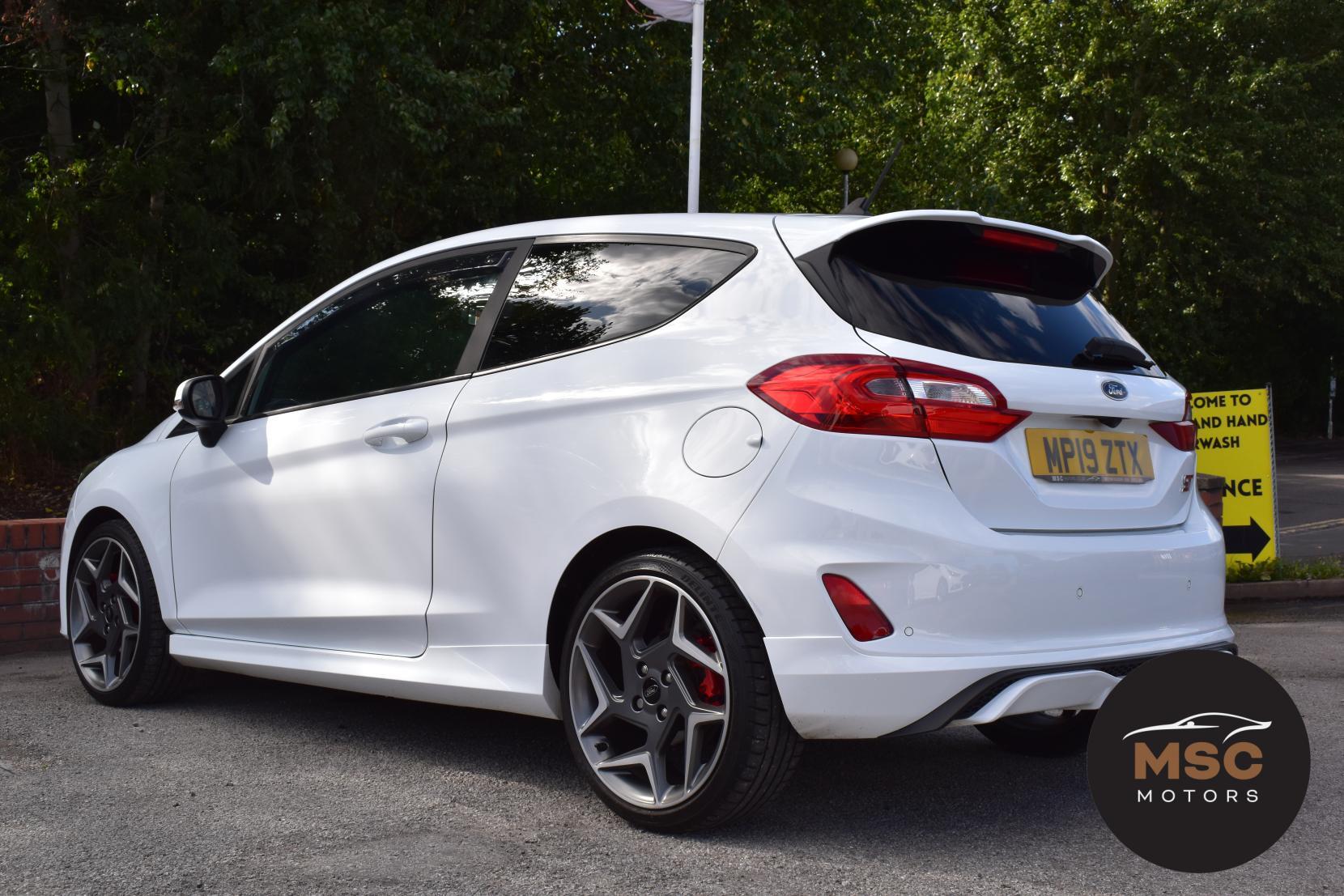 Ford Fiesta view 14